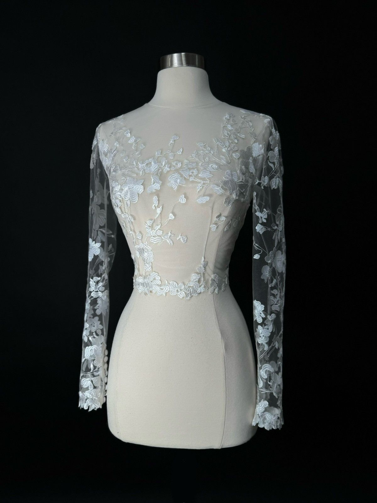 Other Preloved US 6 Embroidered Lace Anna Augusta Bridal Top Size M / US 6-8 / IT 42-44 - 1 Thumbnail