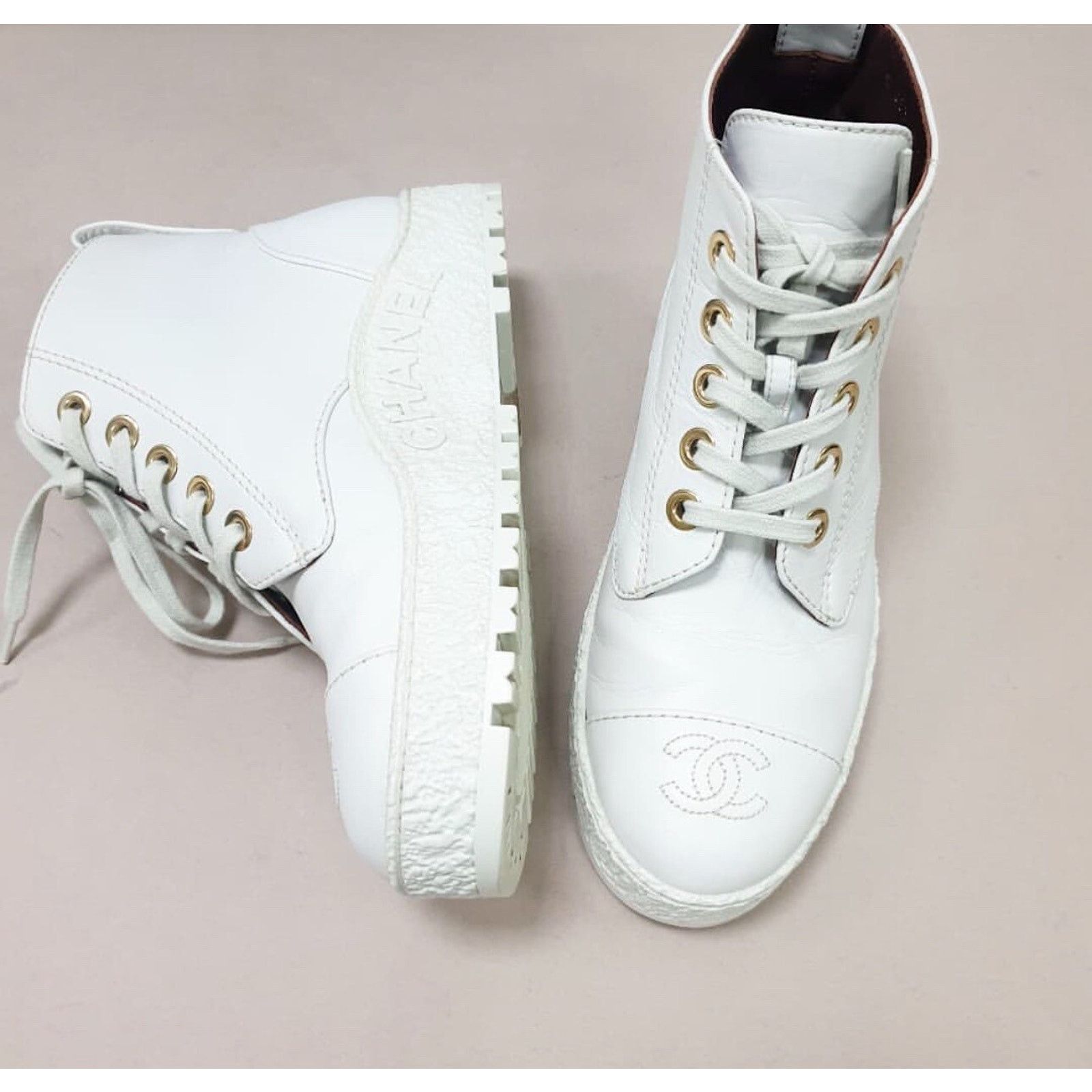 Chanel Chanel 2021 Interlocking CC Logo Combat Boots Sz.37 Size US 6 / IT 36 - 3 Thumbnail