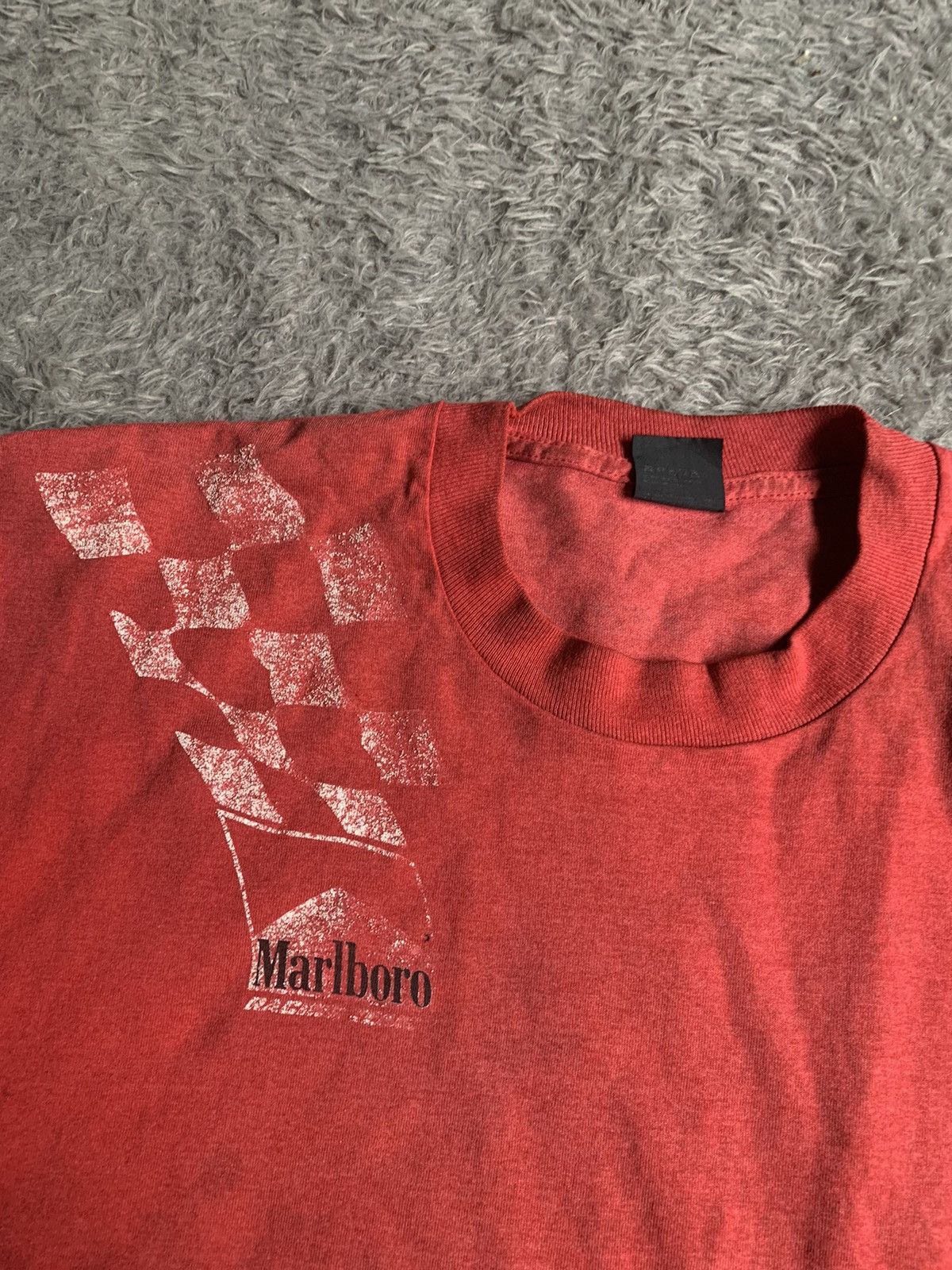 Marlboro Vintage 90s Marlboro faded distressed Racing Promo Tee Size US XL / EU 56 / 4 - 2 Thumbnail