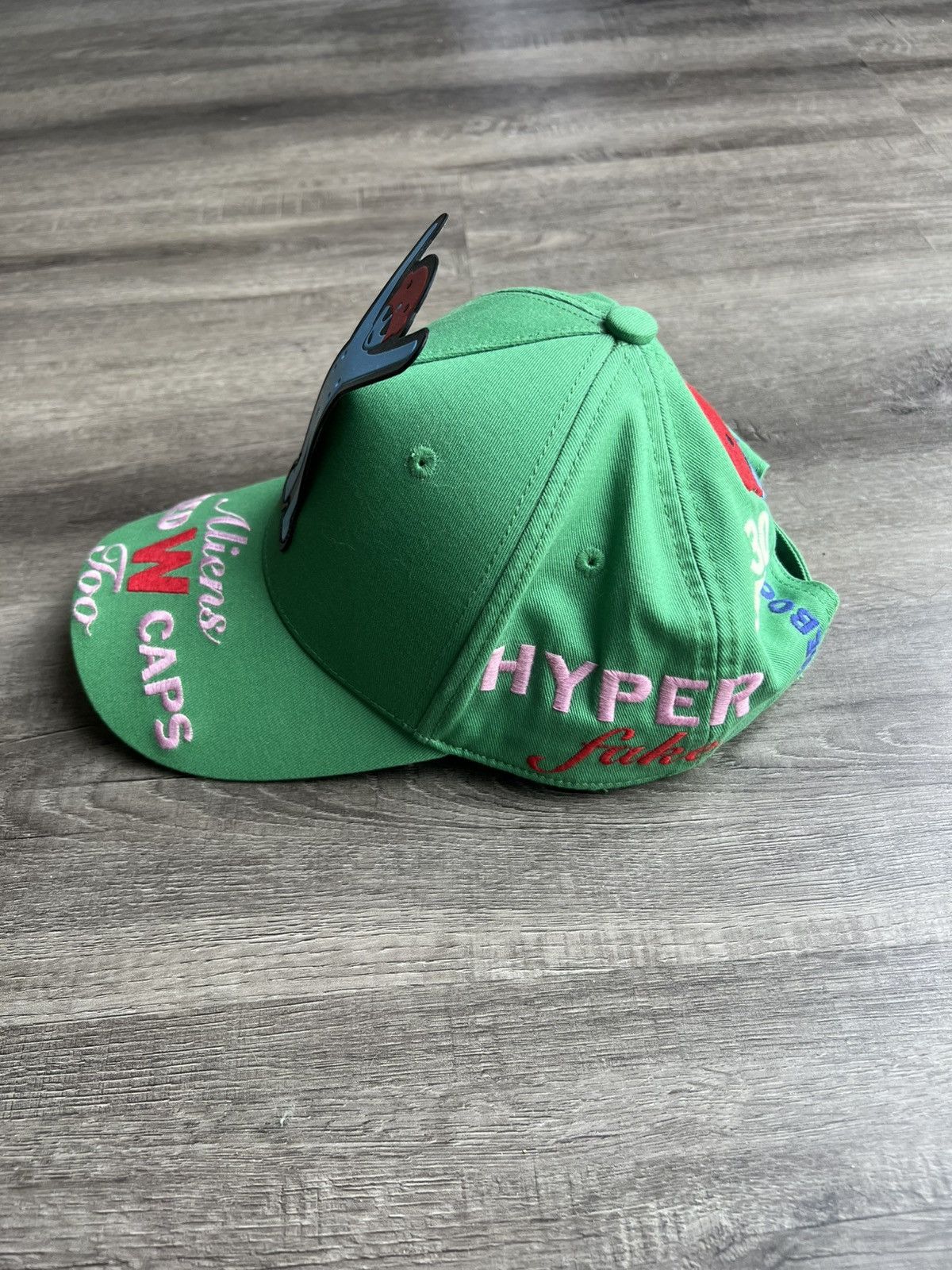 Walter Van Beirendonck Green Alien hat Size ONE SIZE - 2 Thumbnail
