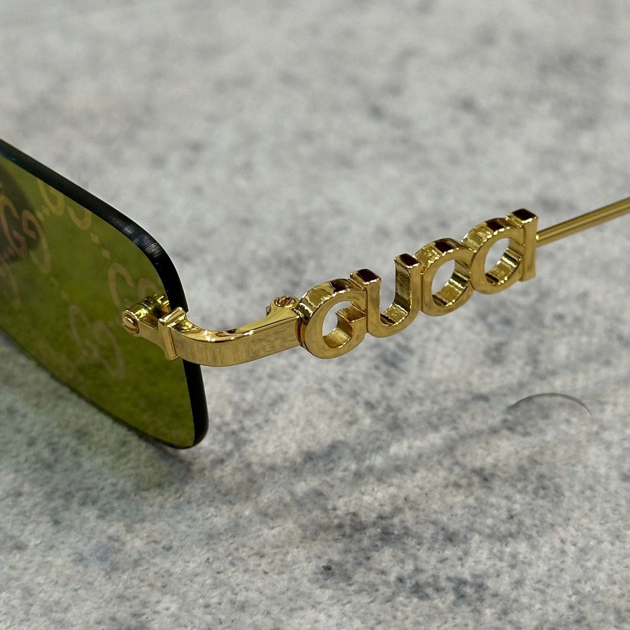 Gucci GUCCI GG1808S 002 Size ONE SIZE - 2 Thumbnail