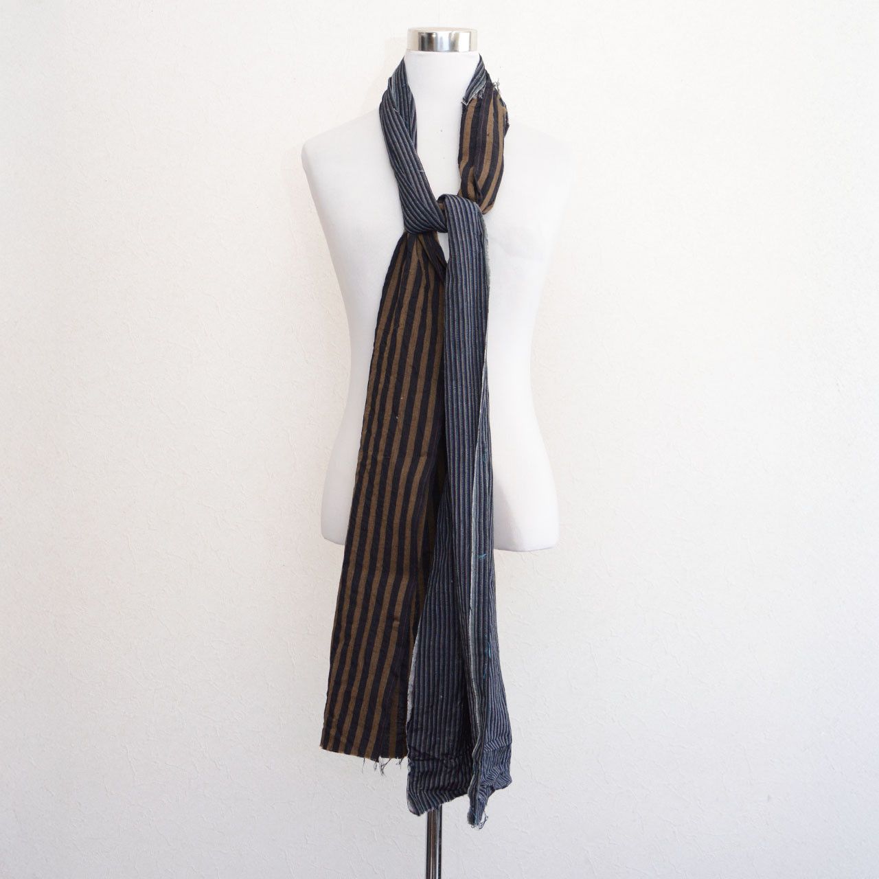 Other Japanese Scarf Vintage — Hand-Stitched Patchwork Cotton Size ONE SIZE - 2 Thumbnail
