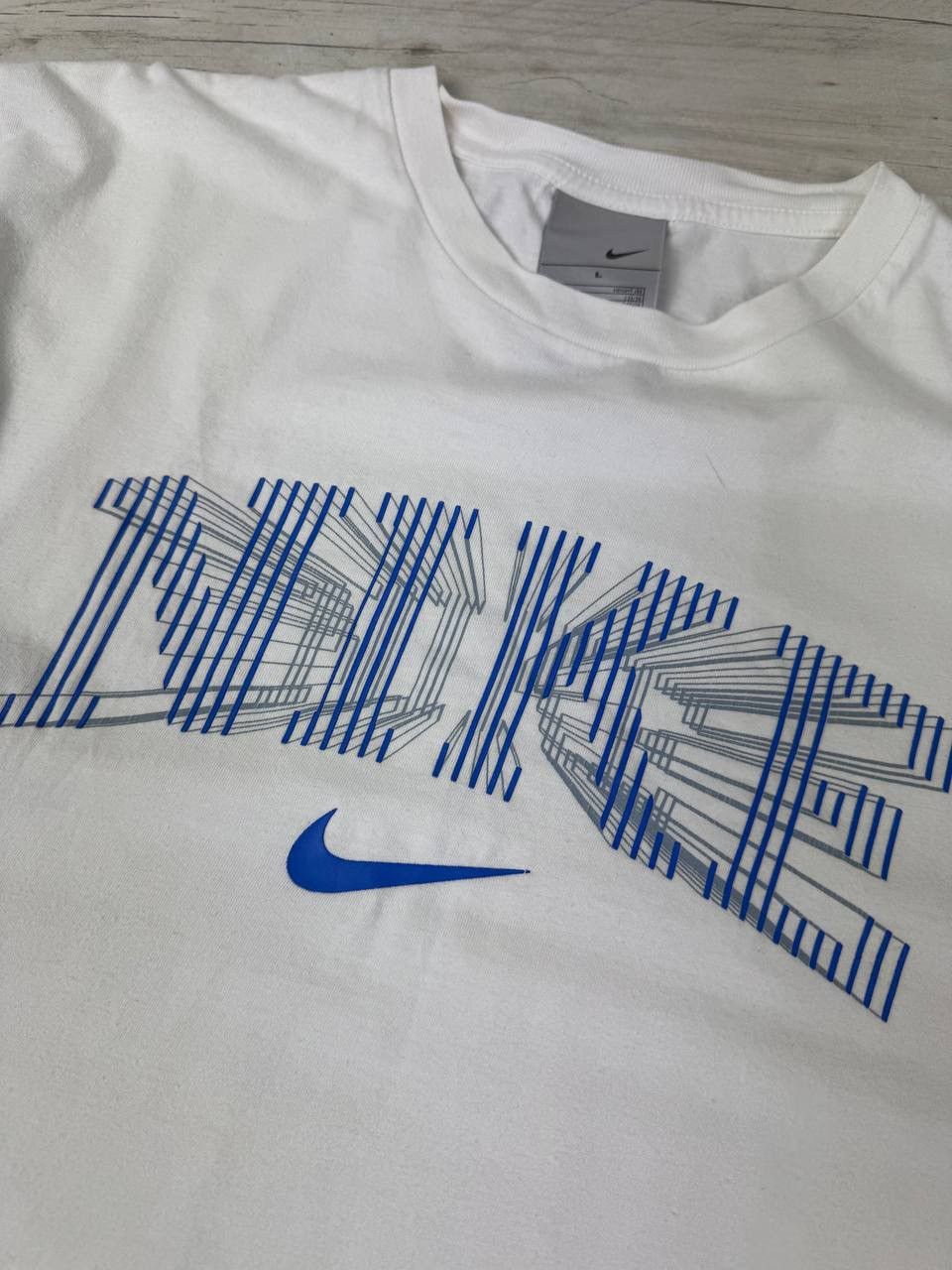 Nike Vintage Nike Big Logo Swoosh T Shirt 00s Y2K Size US L / EU 52-54 / 3 - 4 Thumbnail