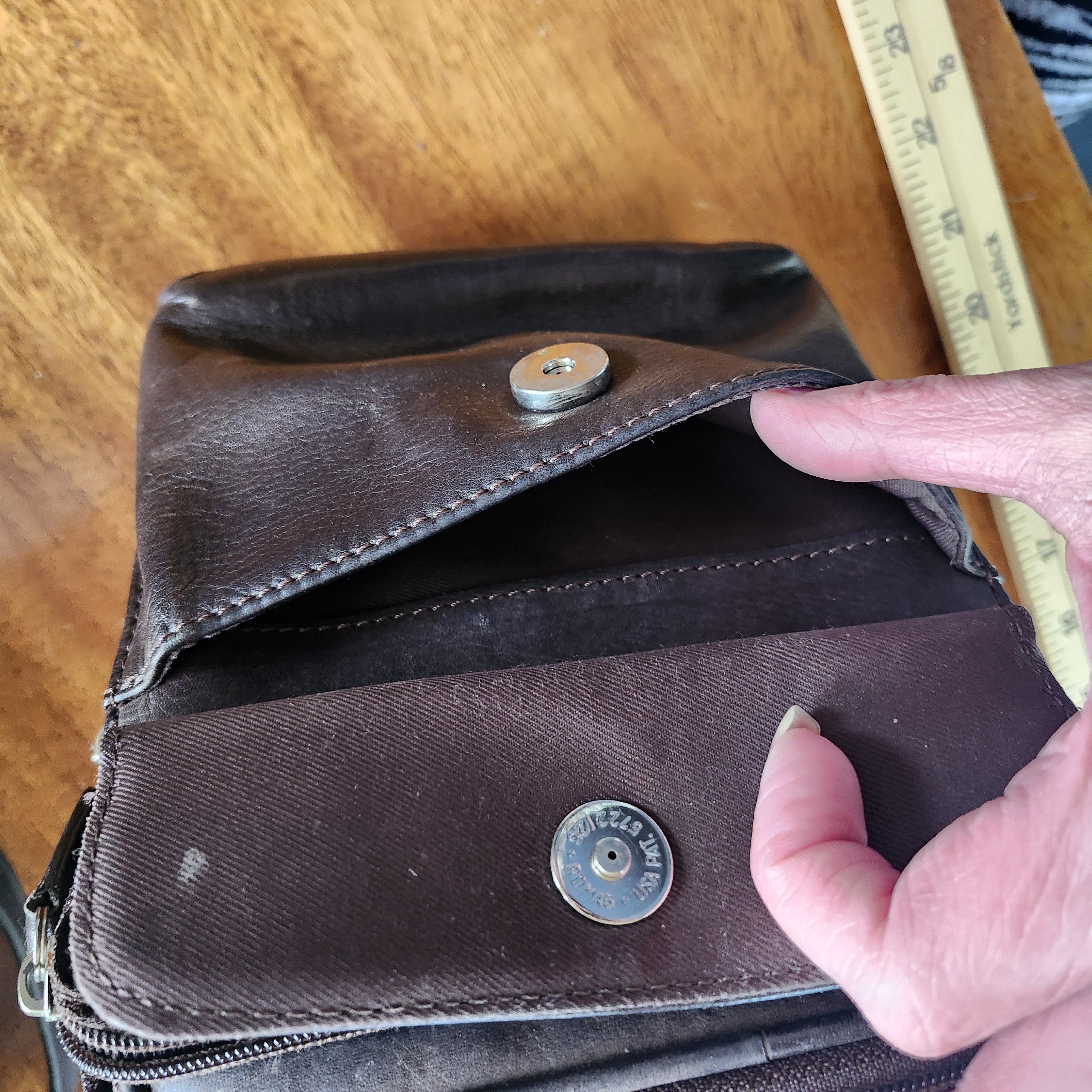 Fossil Fossil Women's Brown Leather Bag Purse Zipper Pocket New Size ONE SIZE - 7 Thumbnail
