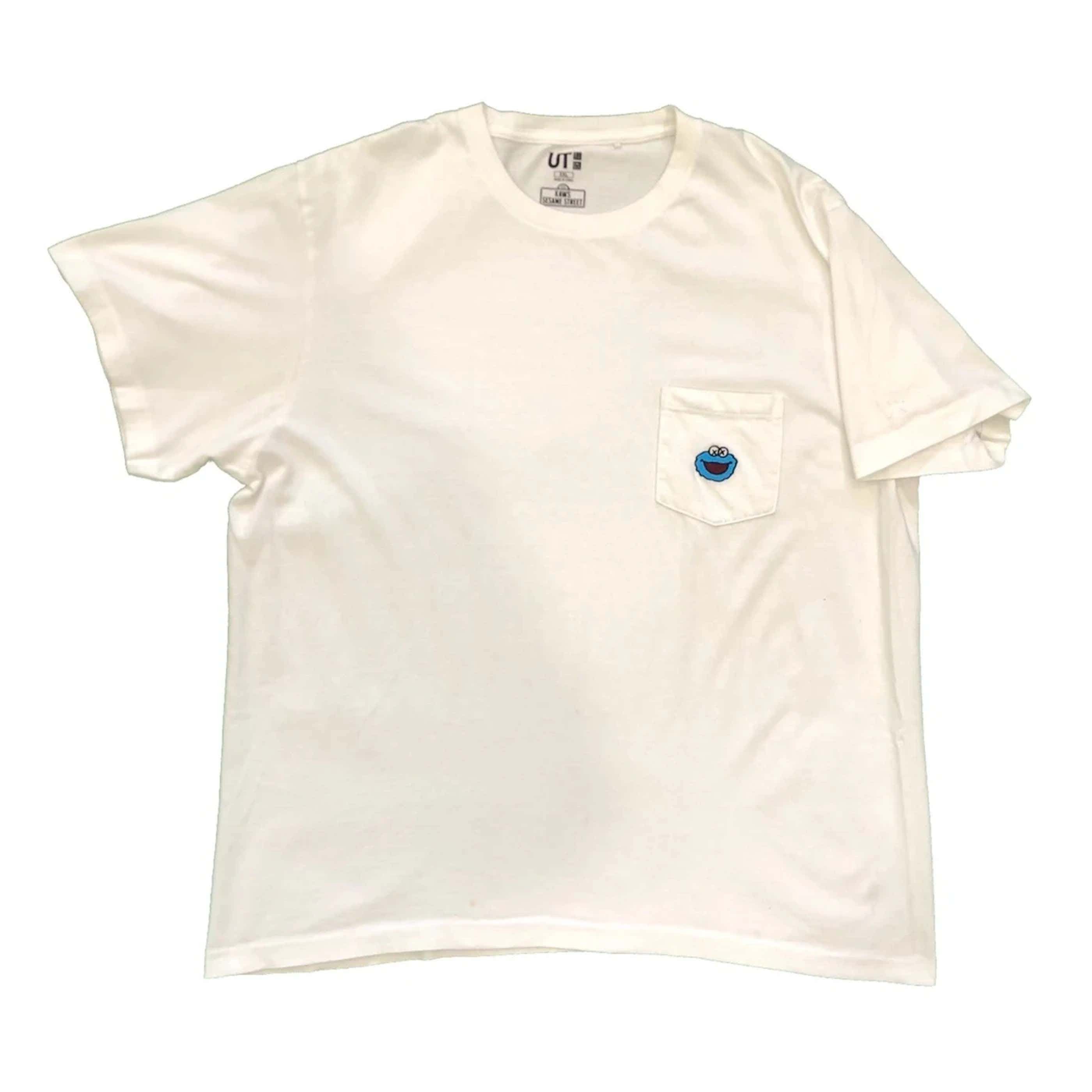 Kaws × Uniqlo KAWS x Uniqlo x Sesame Street Cookie Monster Tee Size US XXL / EU 58 / 5 - 1 Thumbnail