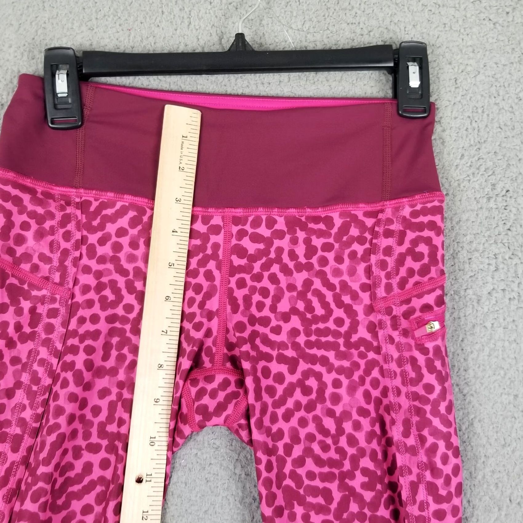 Lululemon Lululemon Speed Crop Legging Spotted Magenta Purple Size 4 Women Fitness Yoga Leggings Cropped Womens Size S / US 4 / IT 40 - 5 Thumbnail
