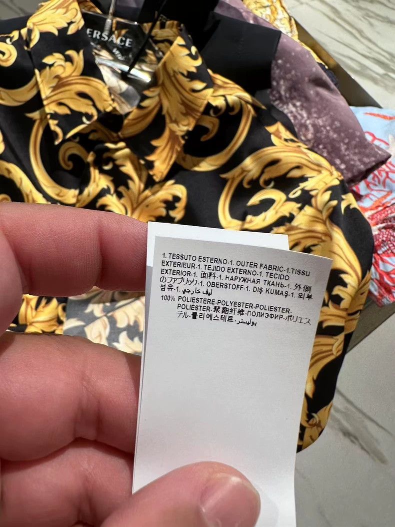 Versace Versace Men's shirt pattern design Size US M / EU 48-50 / 2 - 4 Thumbnail