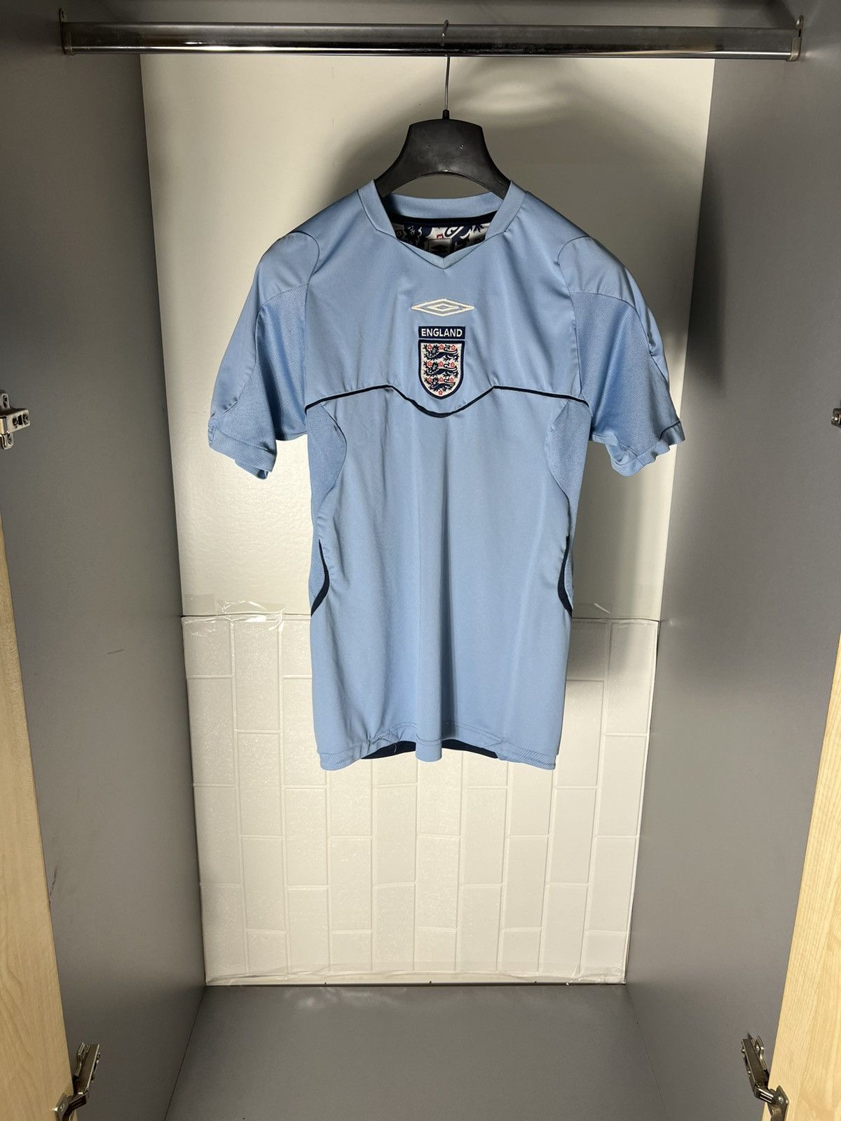 VERY RARE UMBRO ENGLAND RETRO SOCCER JERSEY BLOKECORE 90s