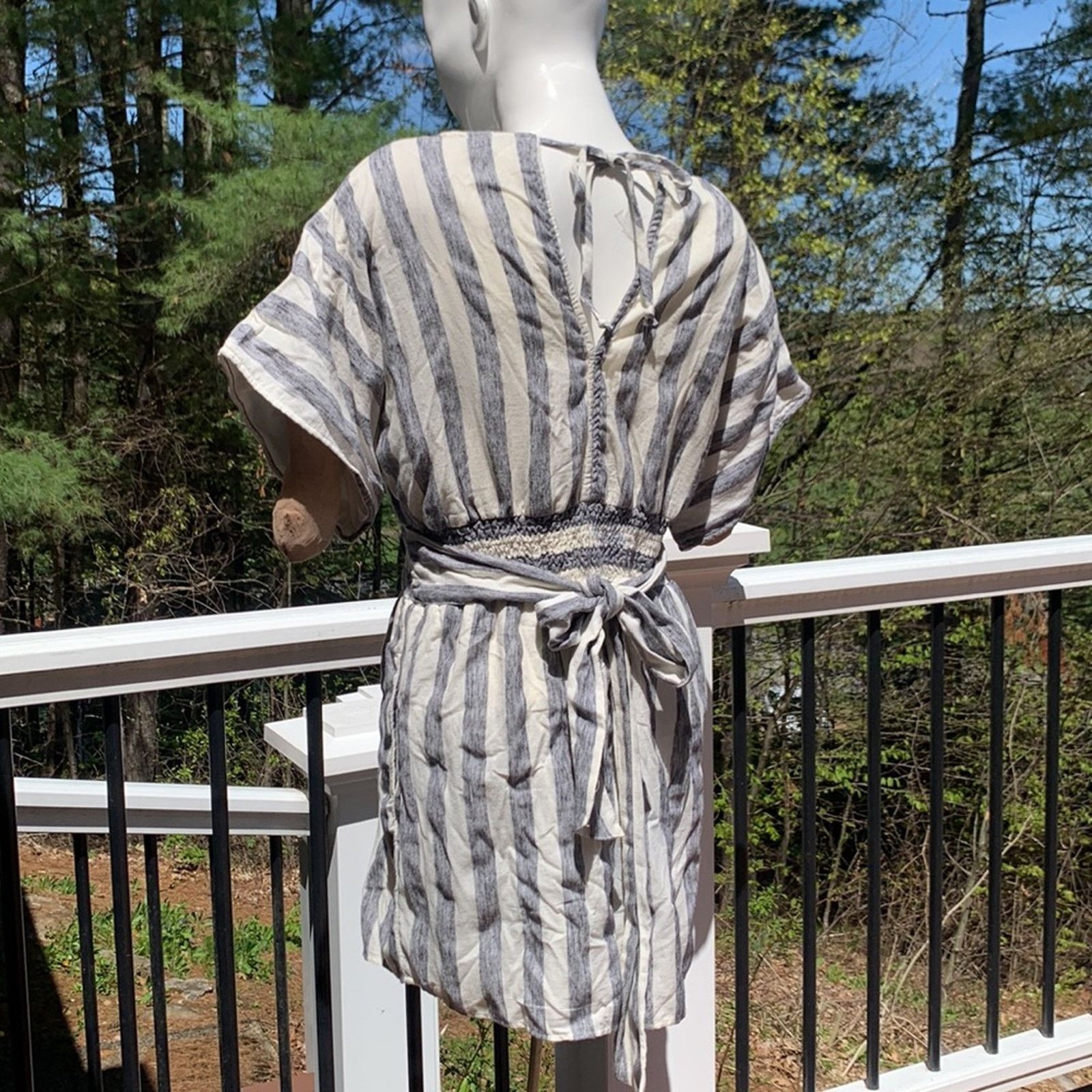 American Eagle Outfitters American Eagle striped short romper Size 34" / US 12 / IT 48 - 3 Thumbnail