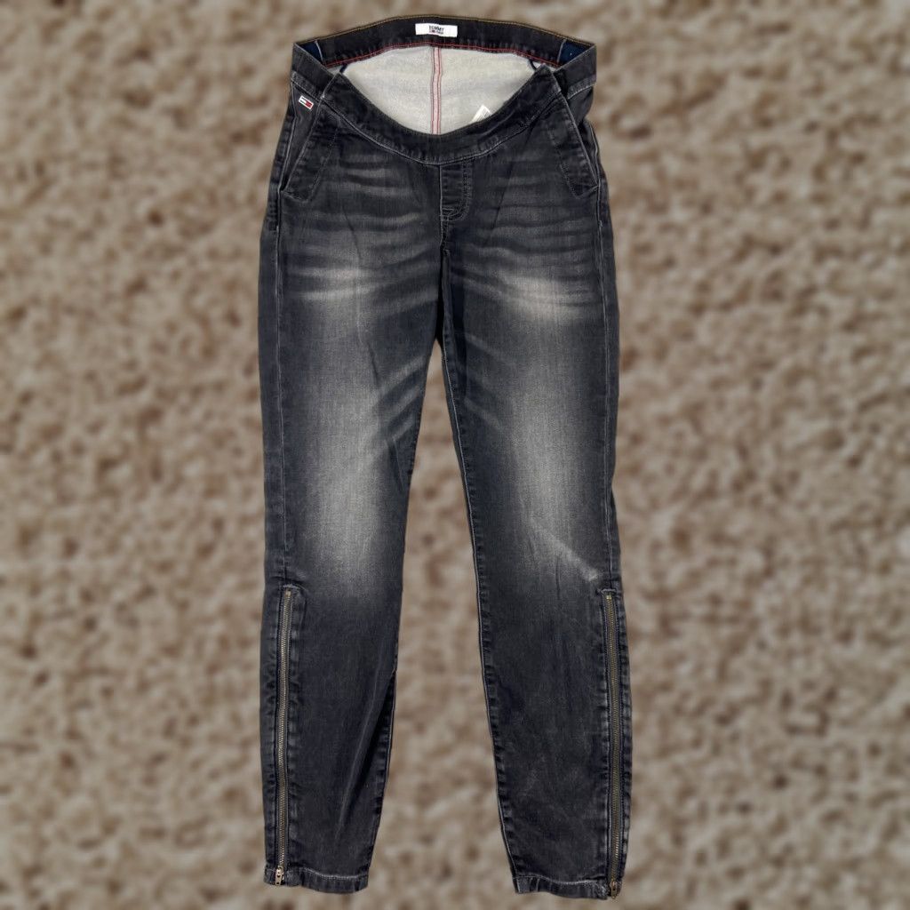 Tommy Hilfiger Tommy Hilfiger Jeans Women 30 Black Denim Ultra High Rise Legging Ankle Zip Bootcut Size 30" / US 8 / IT 44 - 1 Thumbnail