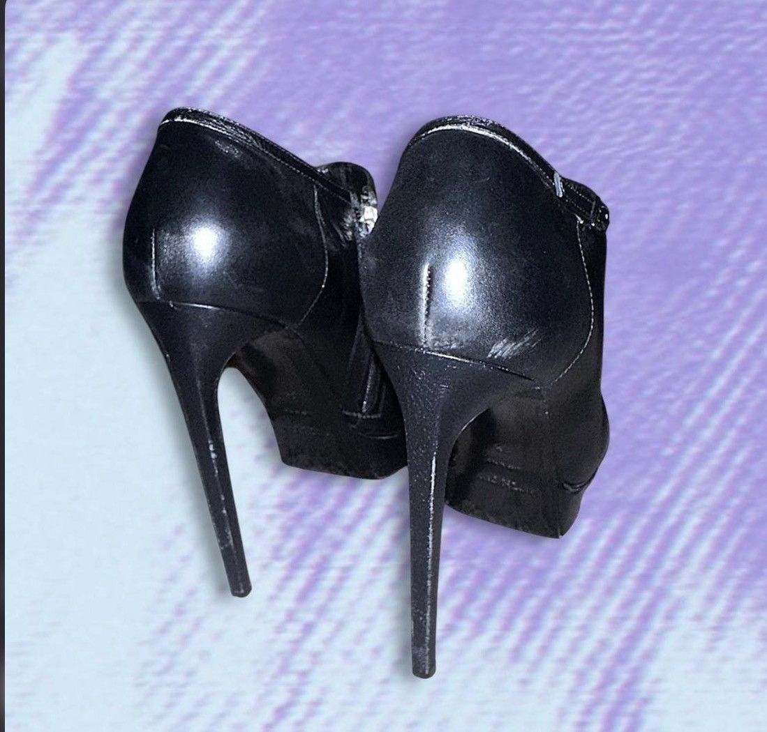 Saint Laurent Paris Saint laurent studded leather ankle boots Size US 8.5 / IT 38.5 - 4 Thumbnail