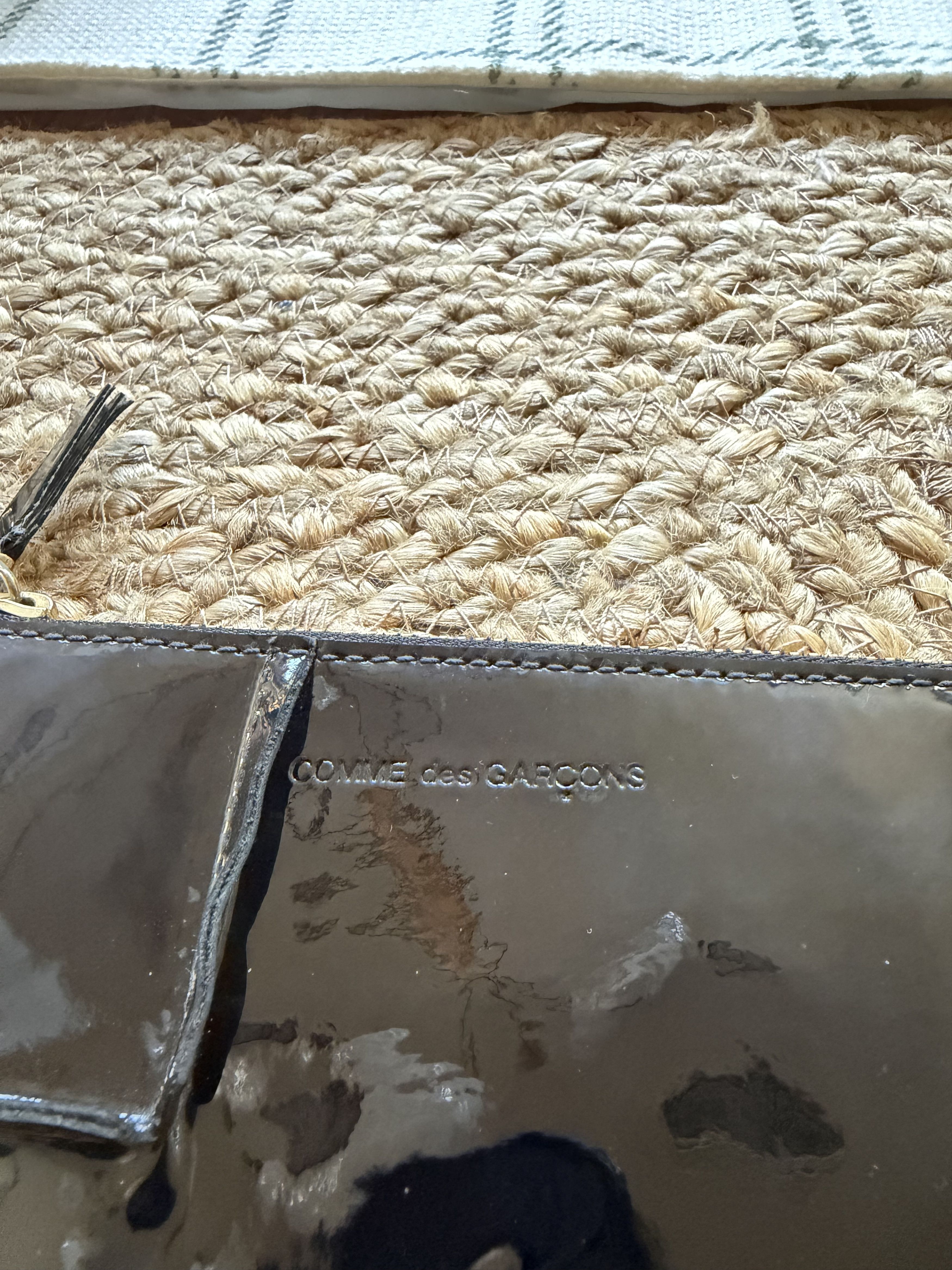 Comme des Garcons Comme Des Garcons Patent Leather Pouch Wallet Zip $174 MSRP Size ONE SIZE - 3 Thumbnail