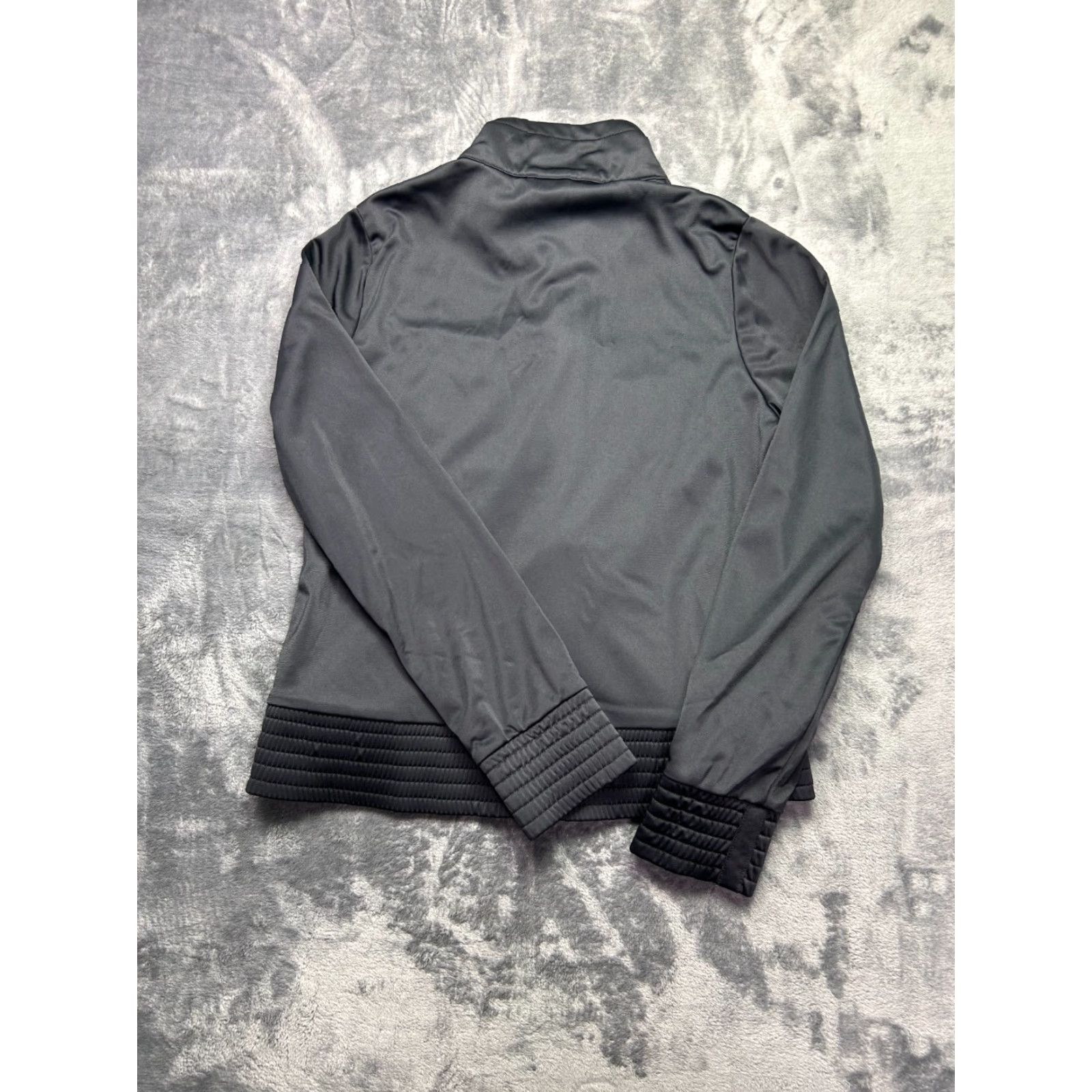 Oakley VINTAGE Oakley Women’s Jacket Full Zip Quilted Hem Black S Regular Womens Size S / US 4 / IT 40 - 2 Thumbnail