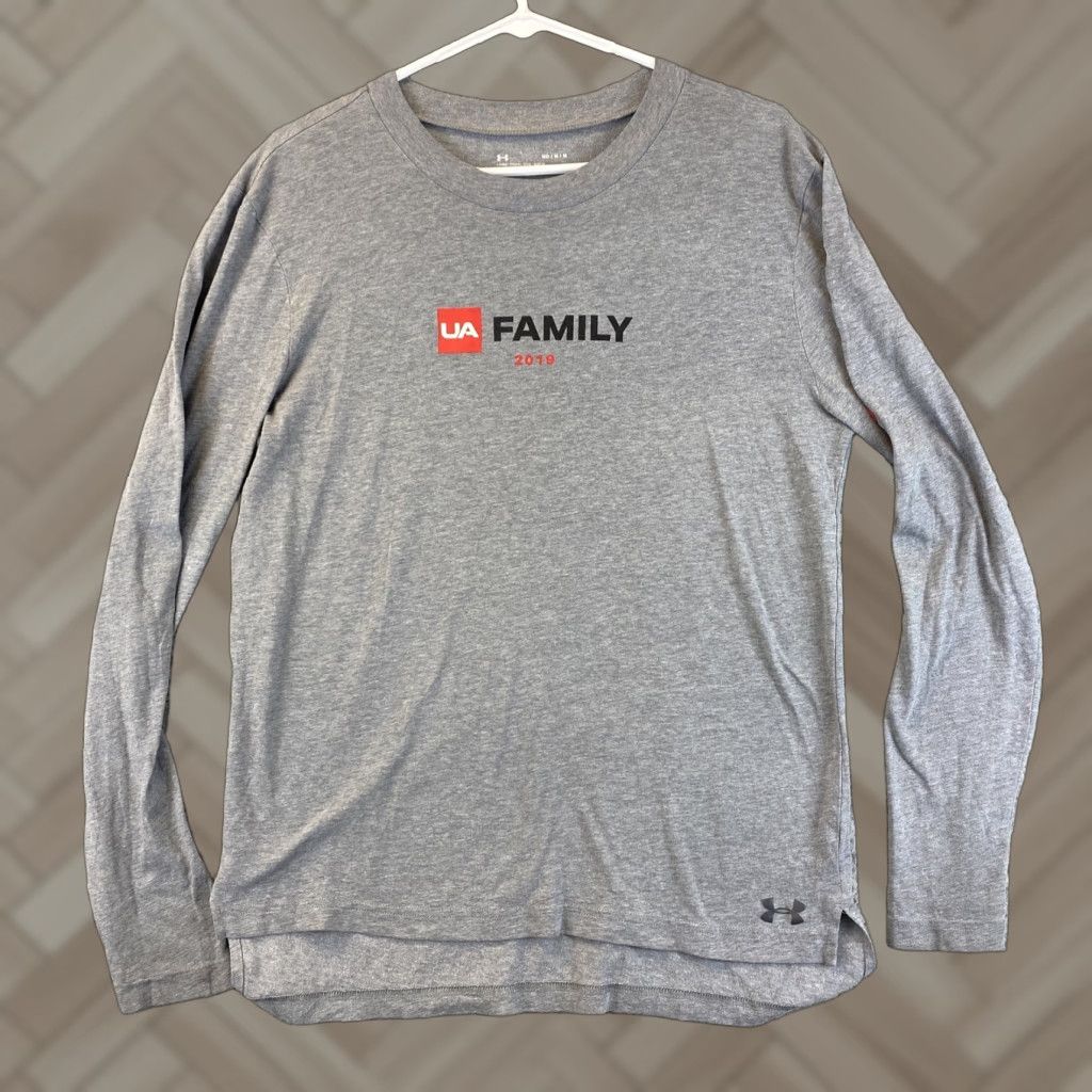 Under Armour Under Armour Shirt Mens Medium Gray Long Sleeve Crew Neck Tshirt 54-11 Size US M / EU 48-50 / 2 - 1 Thumbnail