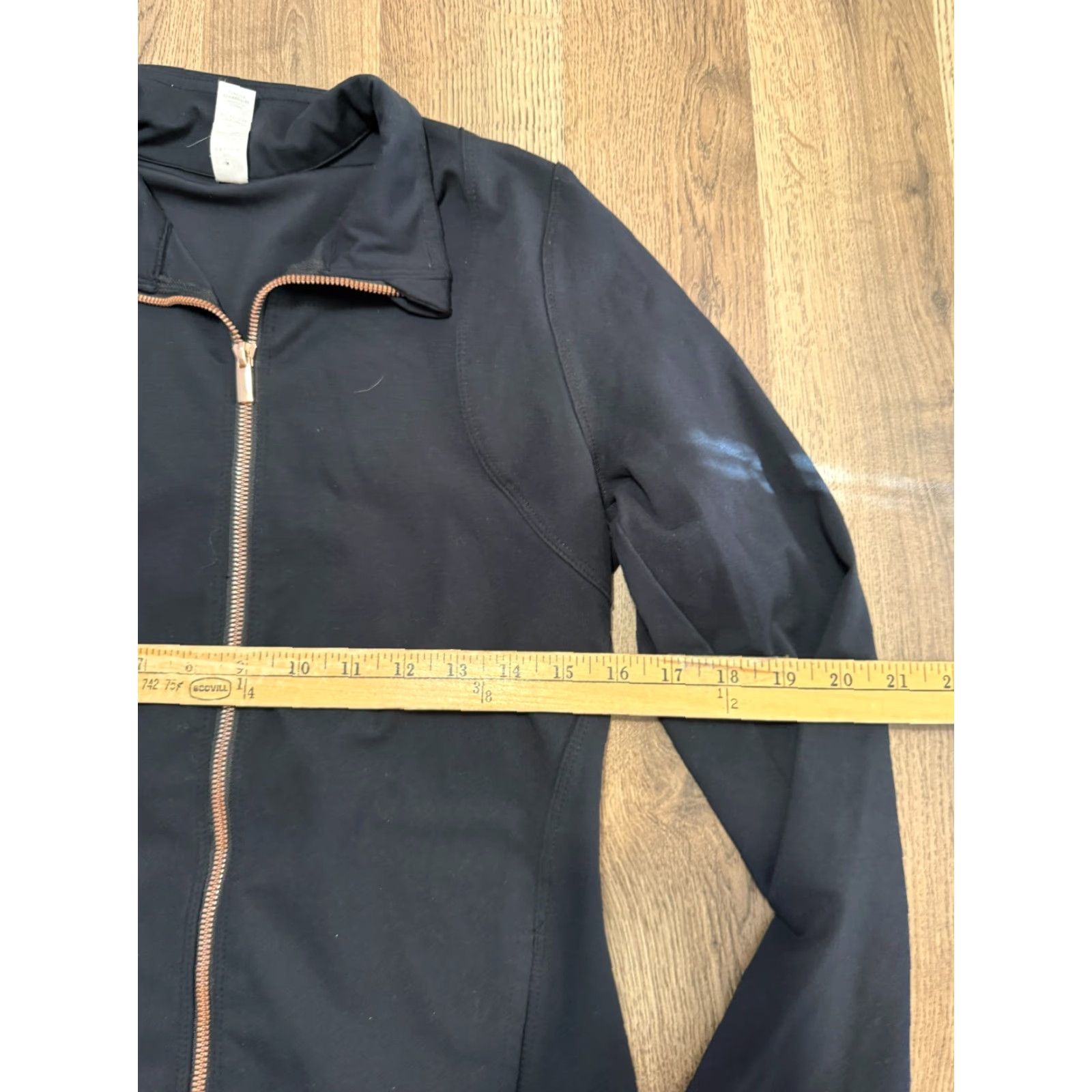 New Balance New Balance Balance Collection Shirt Women's Medium Black Long Sleeve Zip up Shirt Size M / US 6-8 / IT 42-44 - 7 Thumbnail