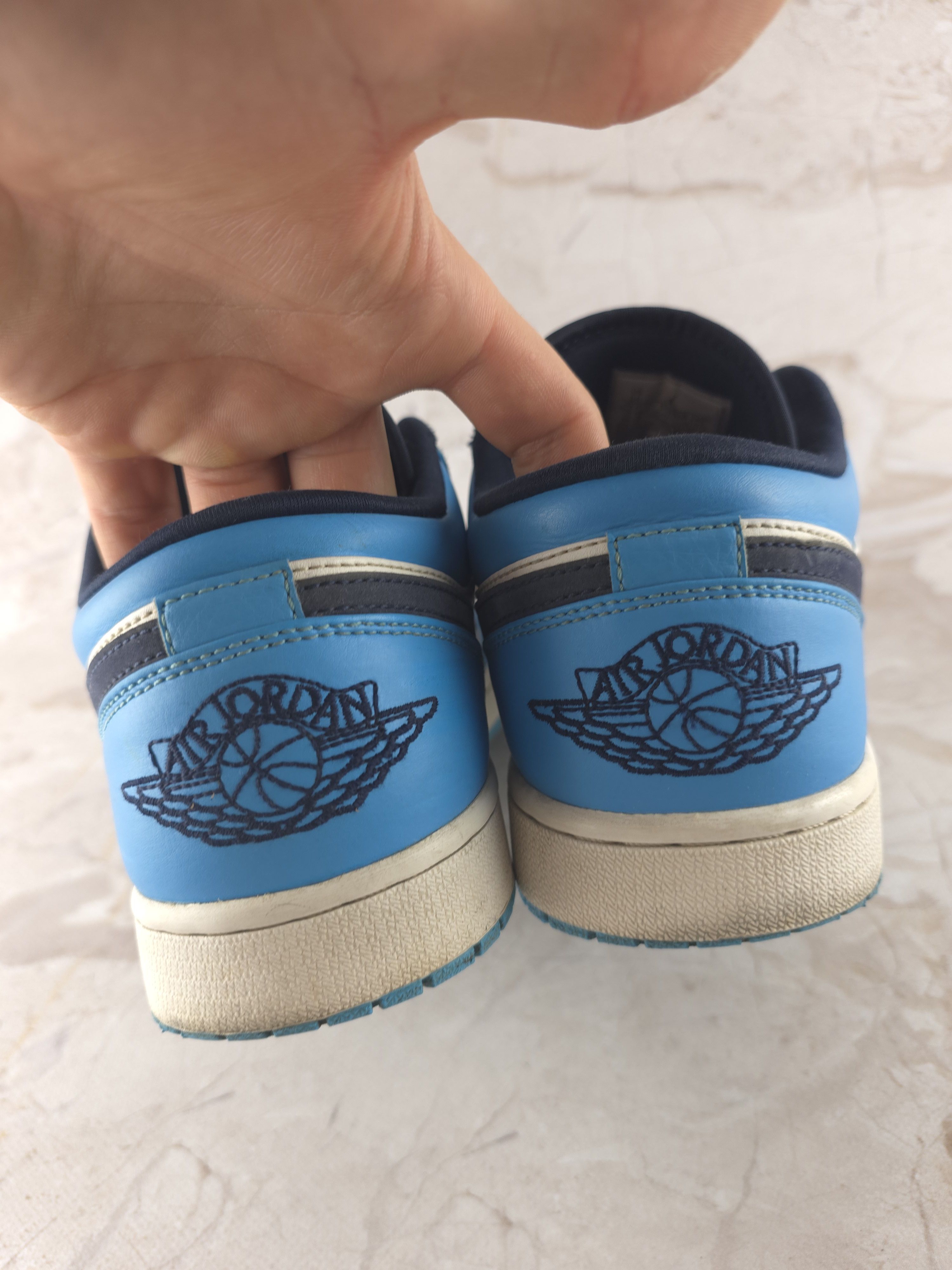 Jordan Brand Jordan 1 low UNC basketball shoes Size US 10 / EU 43 - 10 Thumbnail