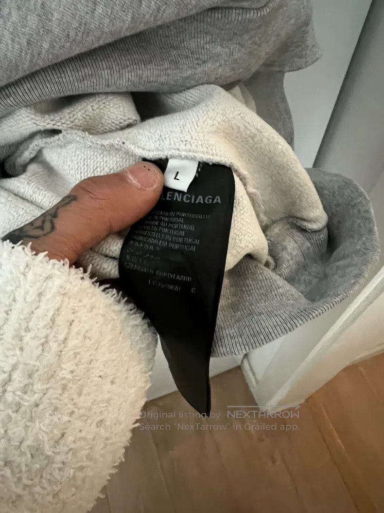 Balenciaga Balenciaga Oversized collar hoodie Size US L / EU 52-54 / 3 - 3 Thumbnail