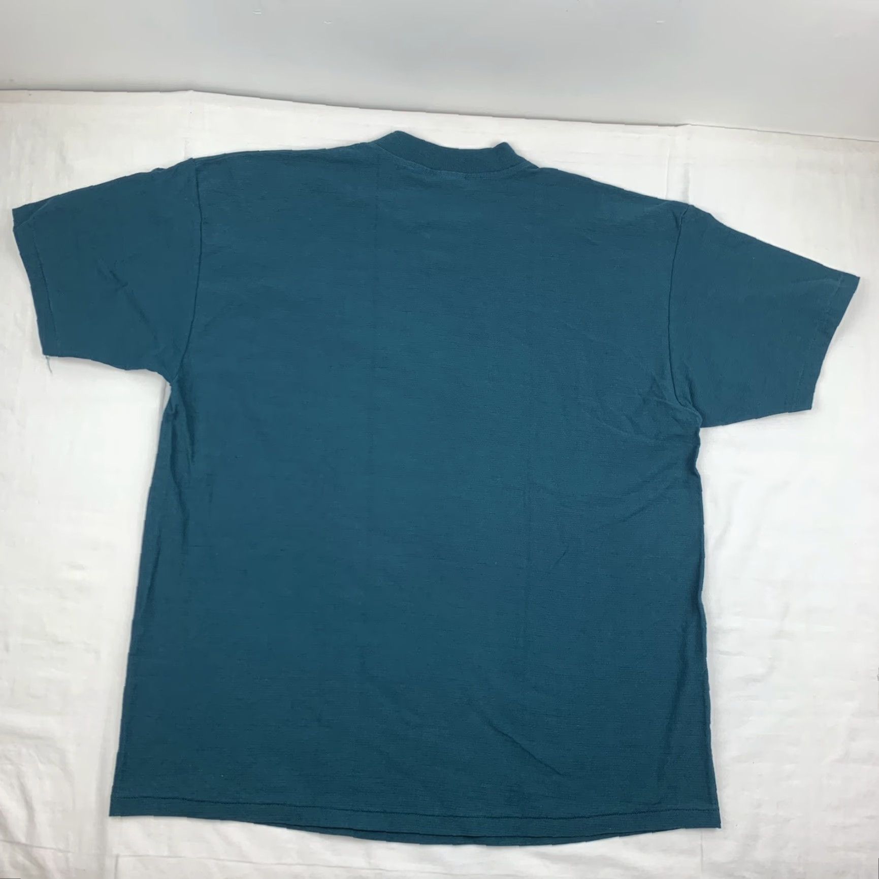 Vintage VINTAGE Oneita Hawaii T Shirt Adult 2XL Blue Henley Neck Embroidered Whales Logo Ocean Mens Size US XXL / EU 58 / 5 - 8 Thumbnail