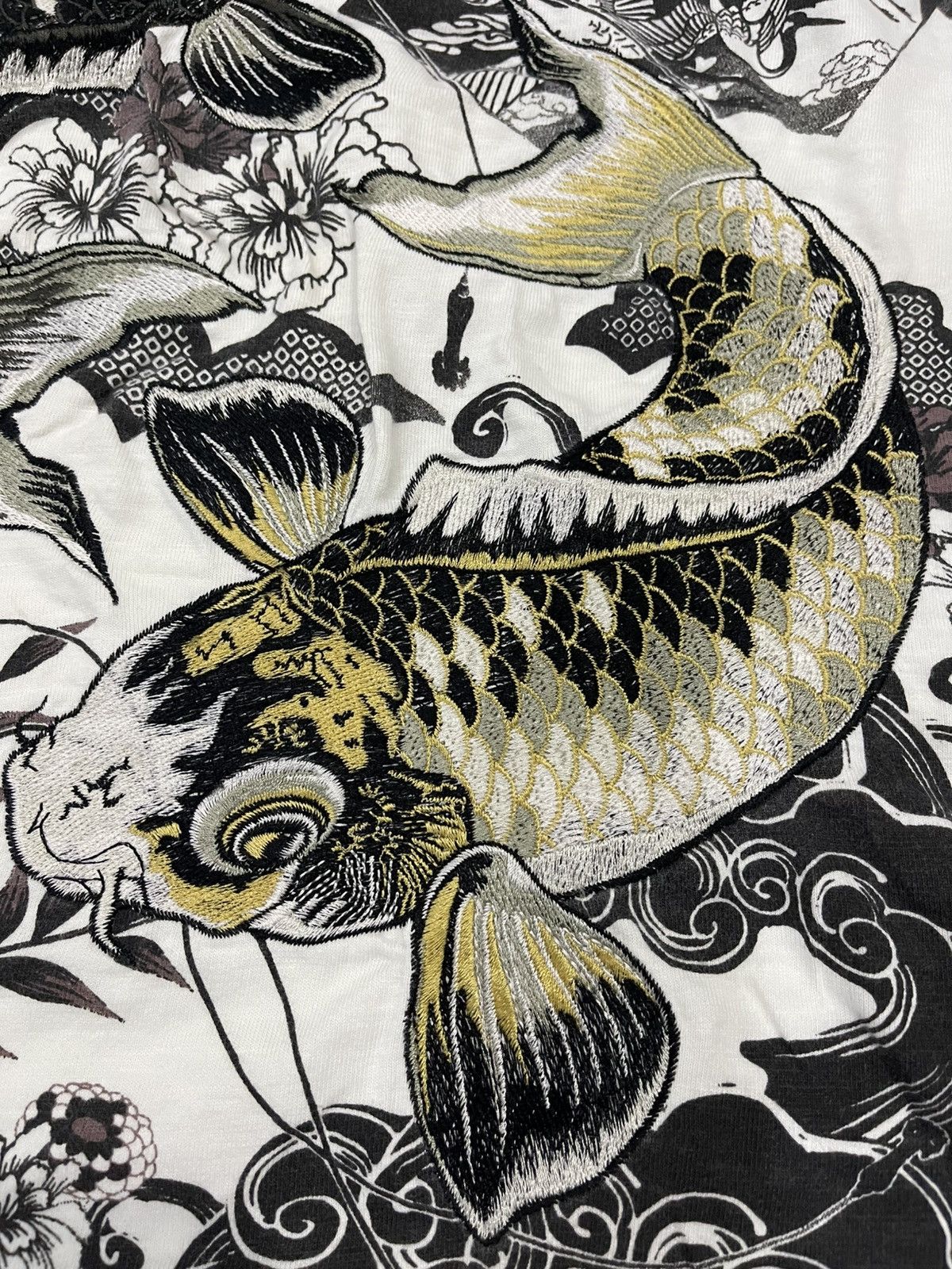 Japanese Brand Sukajan Koi Fish Tee Size US XL / EU 56 / 4 - 7 Thumbnail
