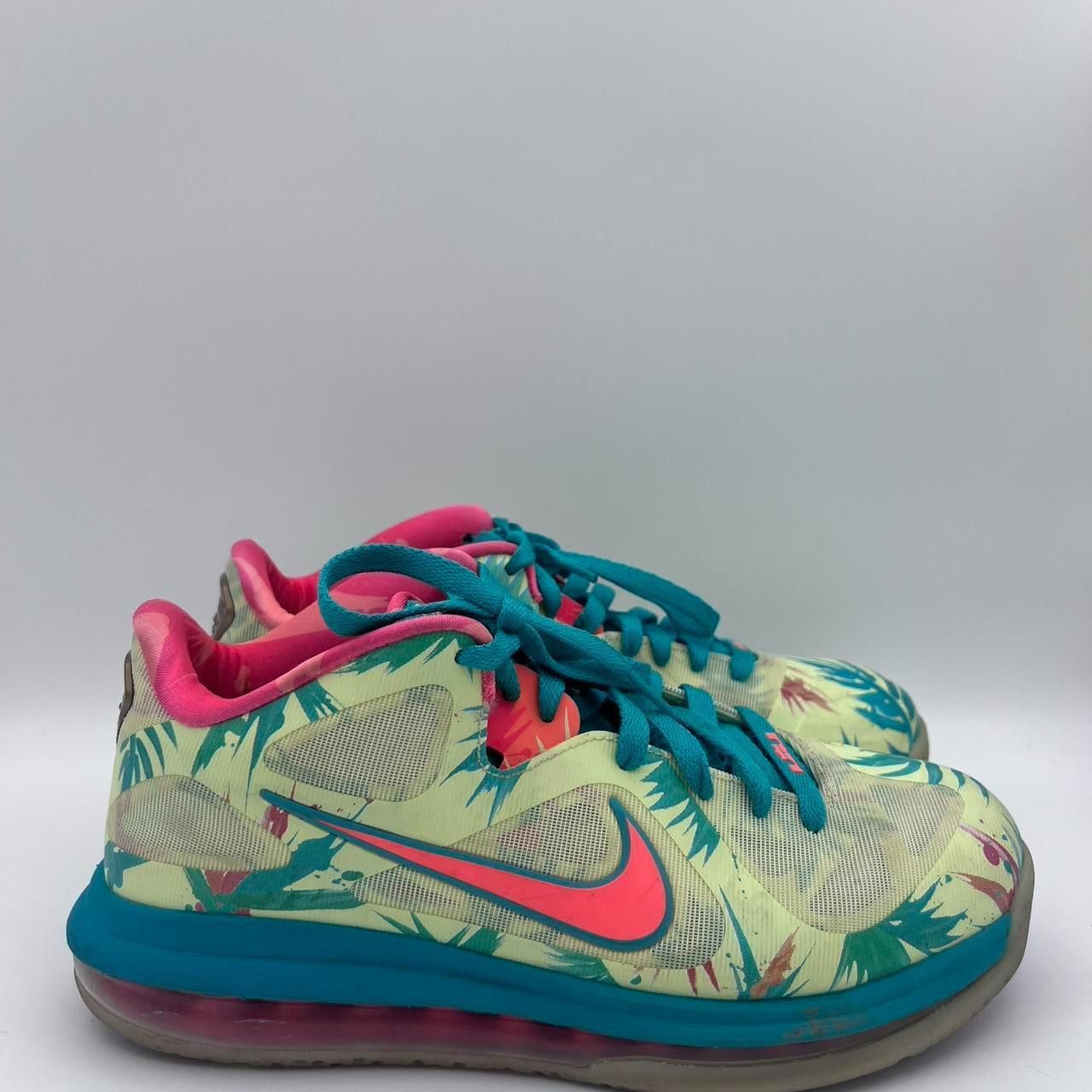 Nike Nike LeBron 9 Low LeBronold Palmer 2022 Size M 7.5 / W 9 Size US 7.5 / EU 40-41 - 1 Thumbnail