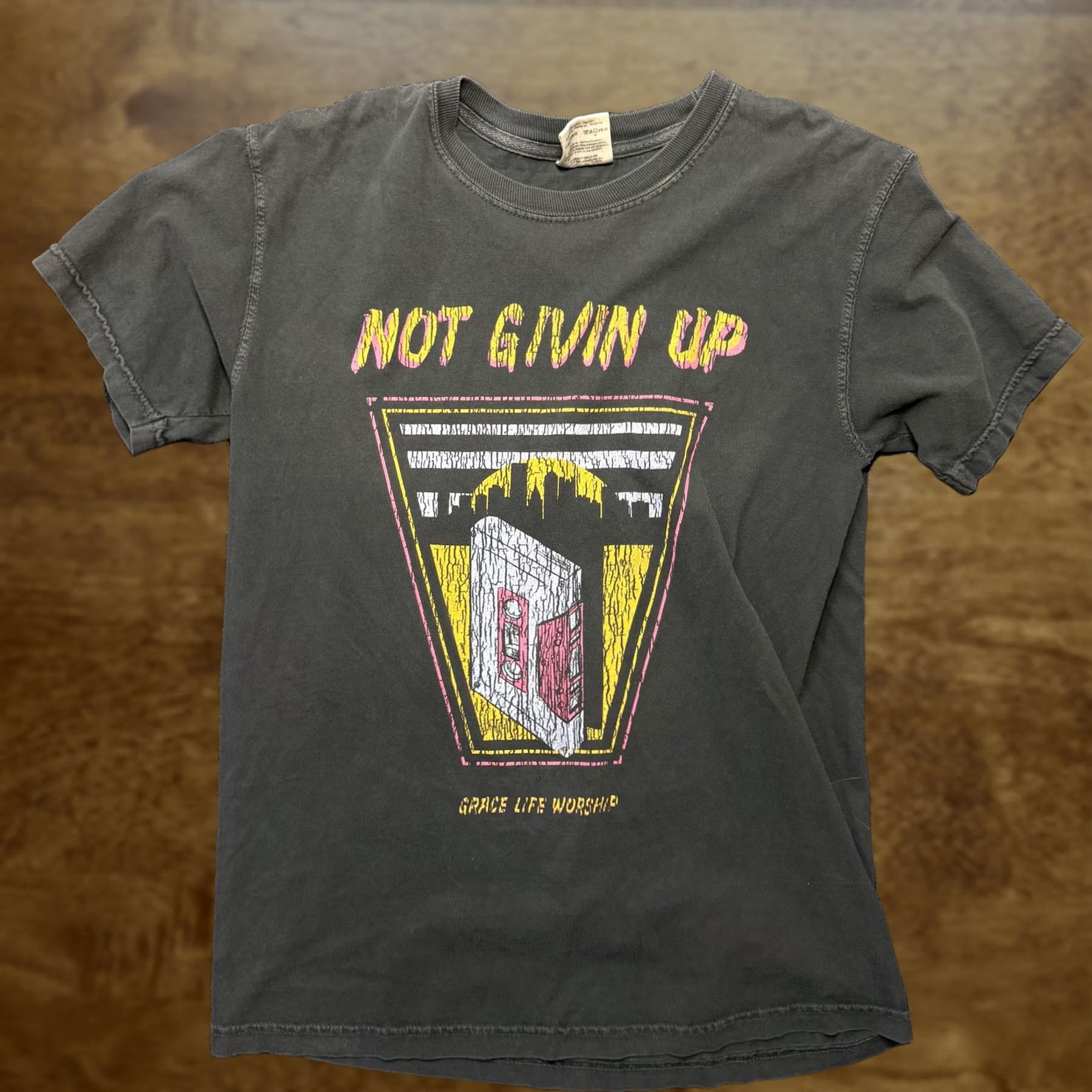 Comfort Colors Grace Life Worship Not Givin Up Shirt Mens Small Gray Comfort Colors Tee Size US S / EU 44-46 / 1 - 1 Thumbnail