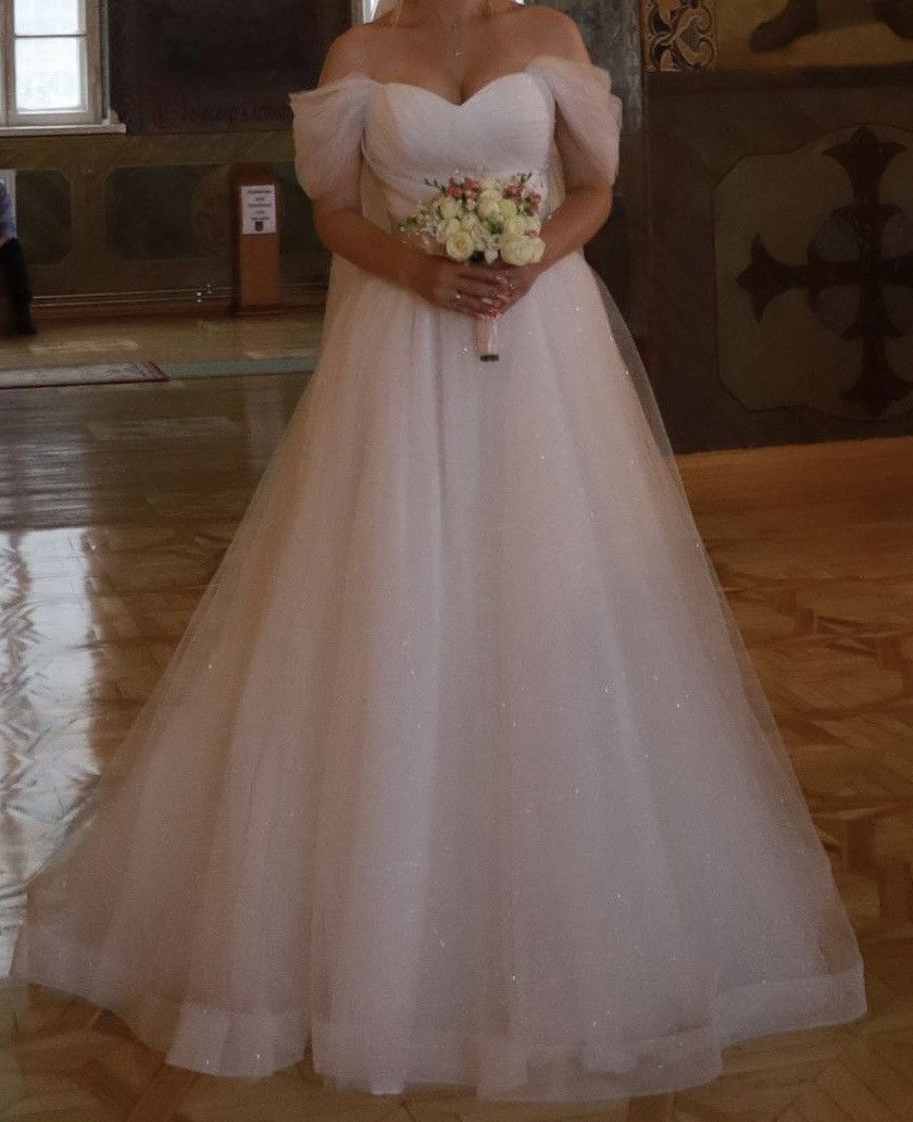 Designer Weeding dress Size ONE SIZE - 4 Thumbnail