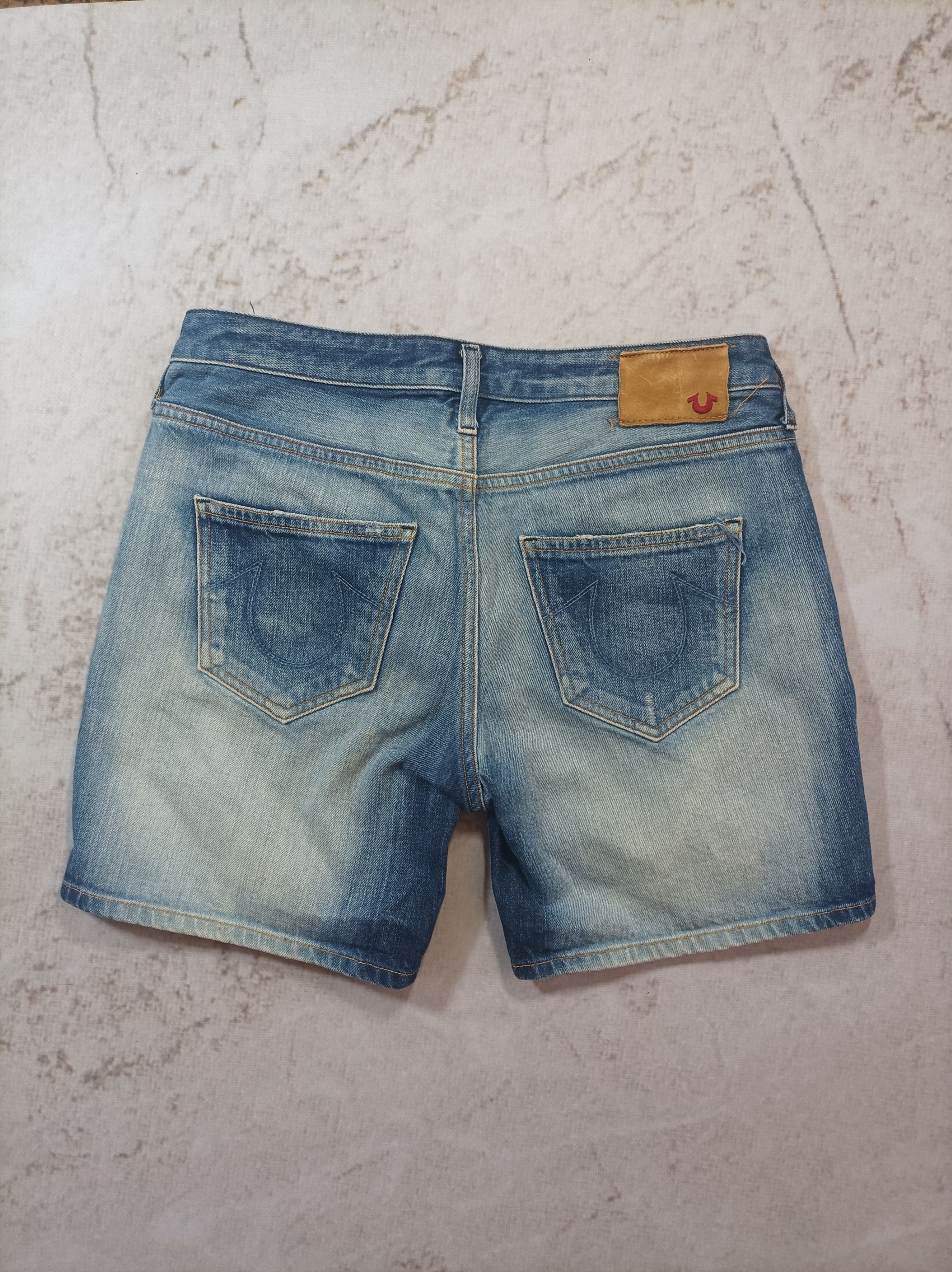 Japanese Brand True Religion Vintage Denim Shorts Men 27 Blue Light Wash Size US 27 - 2 Thumbnail