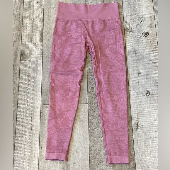Gymshark GymShark Pink Camouflage Adapt Seamless Leggings Grailed