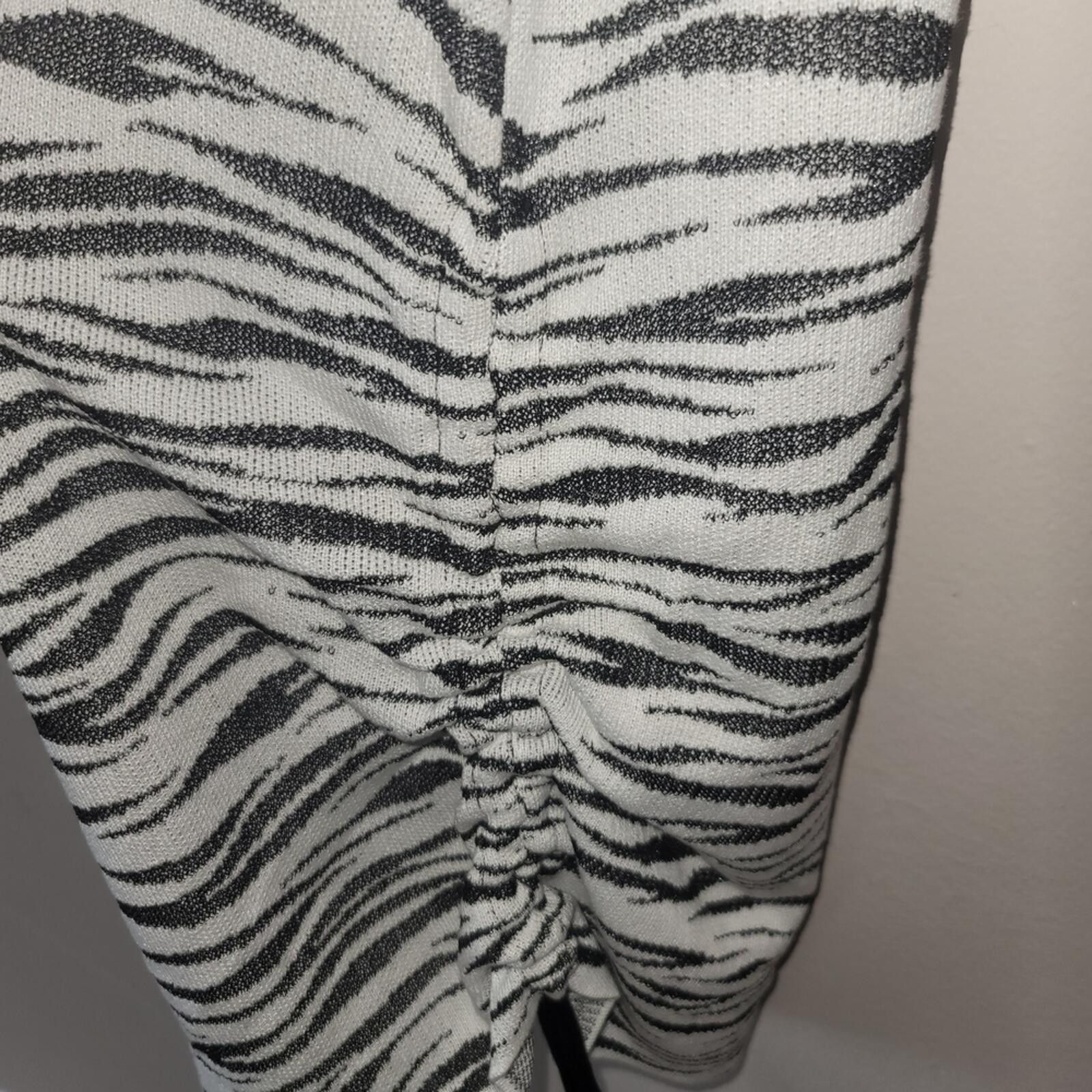 Other Black and White Long Sleeve Dress Zebra Sz Large New Size L / US 10 / IT 46 - 6 Thumbnail