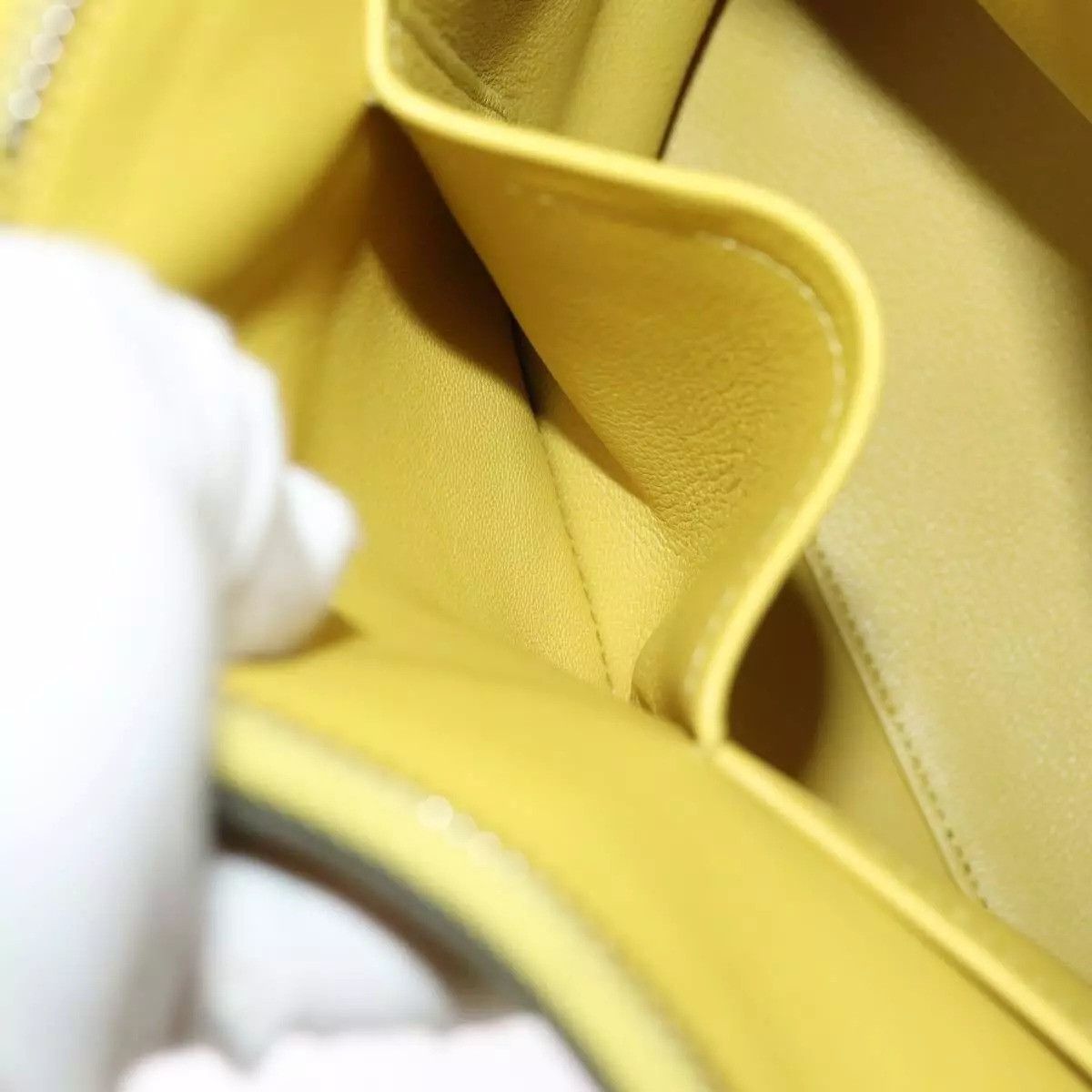 Louis Vuitton LOUIS VUITTON Lockit PM Tote Bag Taurillon Clemence Size ONE SIZE - 3 Thumbnail
