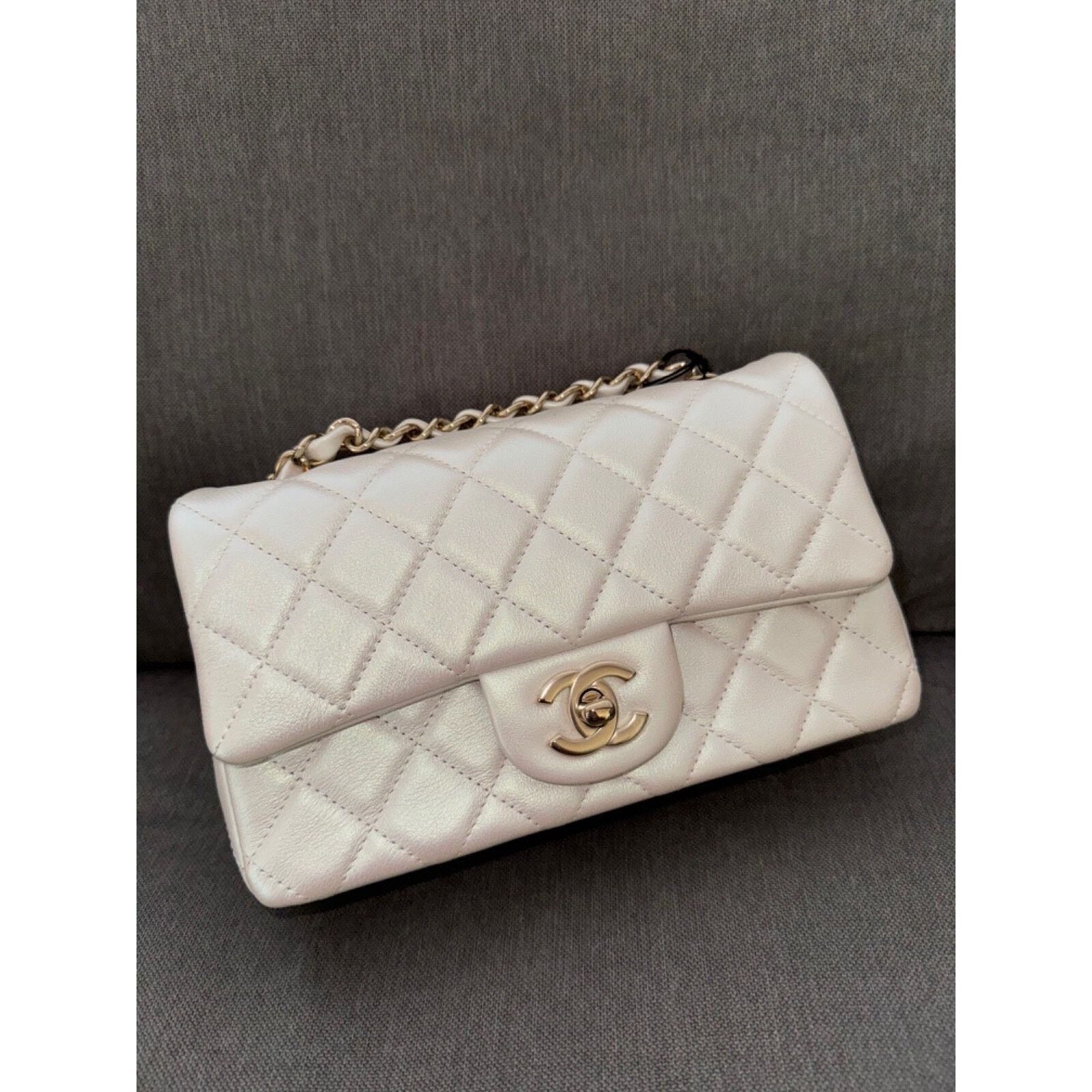 Chanel Chanel White Mini Flap CC Quilted Chain Crossbody Bag Size ONE SIZE - 5 Thumbnail