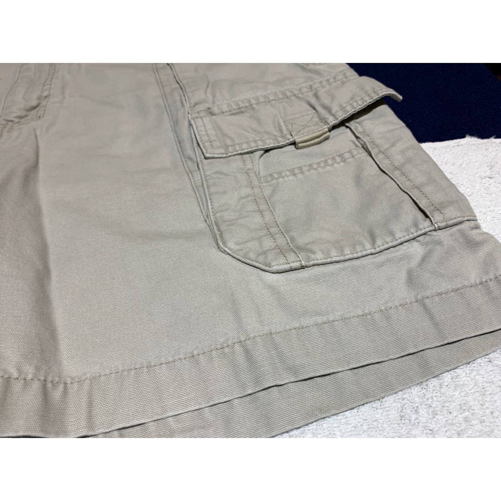 Vintage COLUMBIA Cargo Shorts Men XL 40W Beige 9" Inseam Pre-owned Size US 36 / EU 52 - 2 Thumbnail