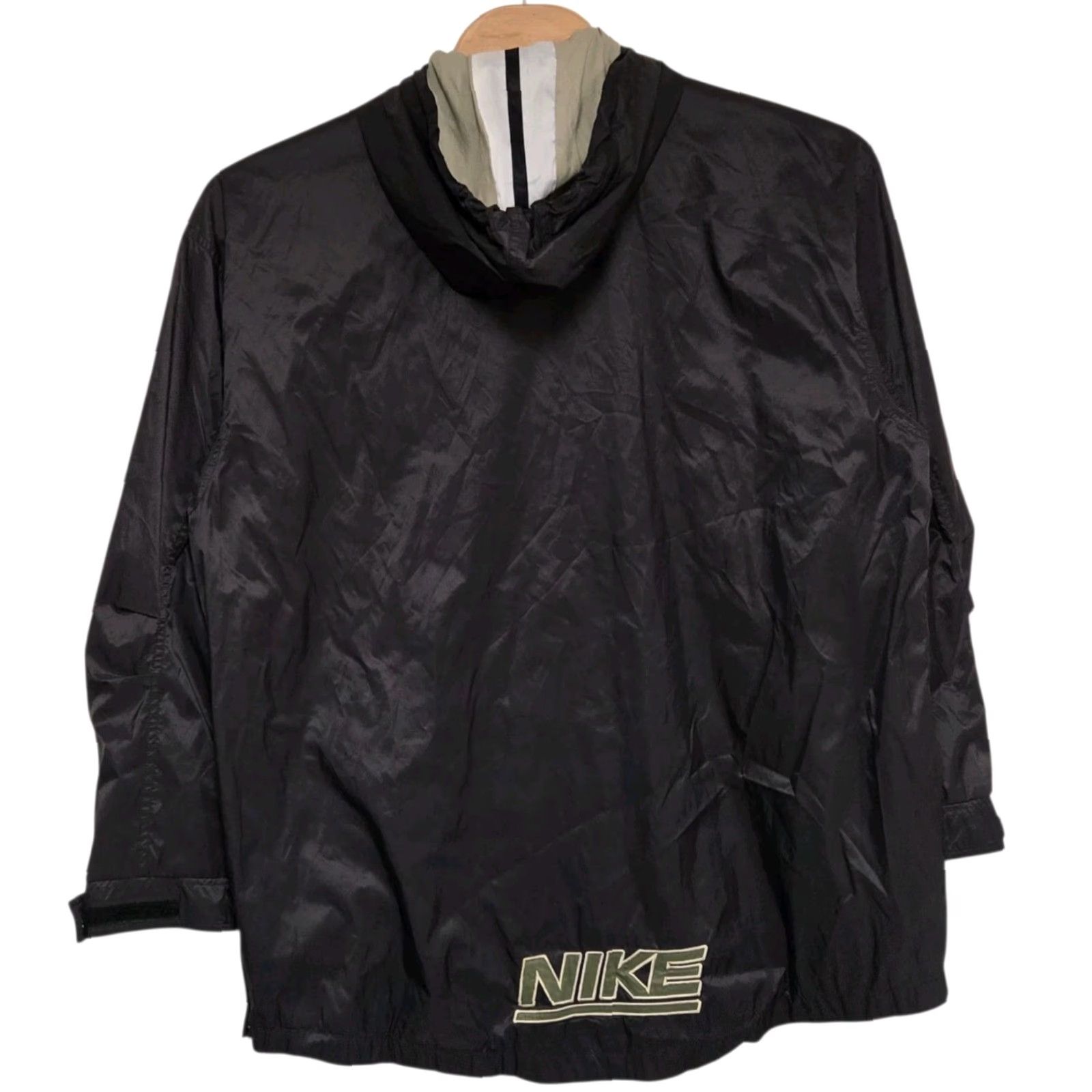 Nike VINTAGE Nike Windbreaker Jacket Swoosh Logo Back Hit Spellout Men XL Black Size US XL / EU 56 / 4 - 3 Thumbnail