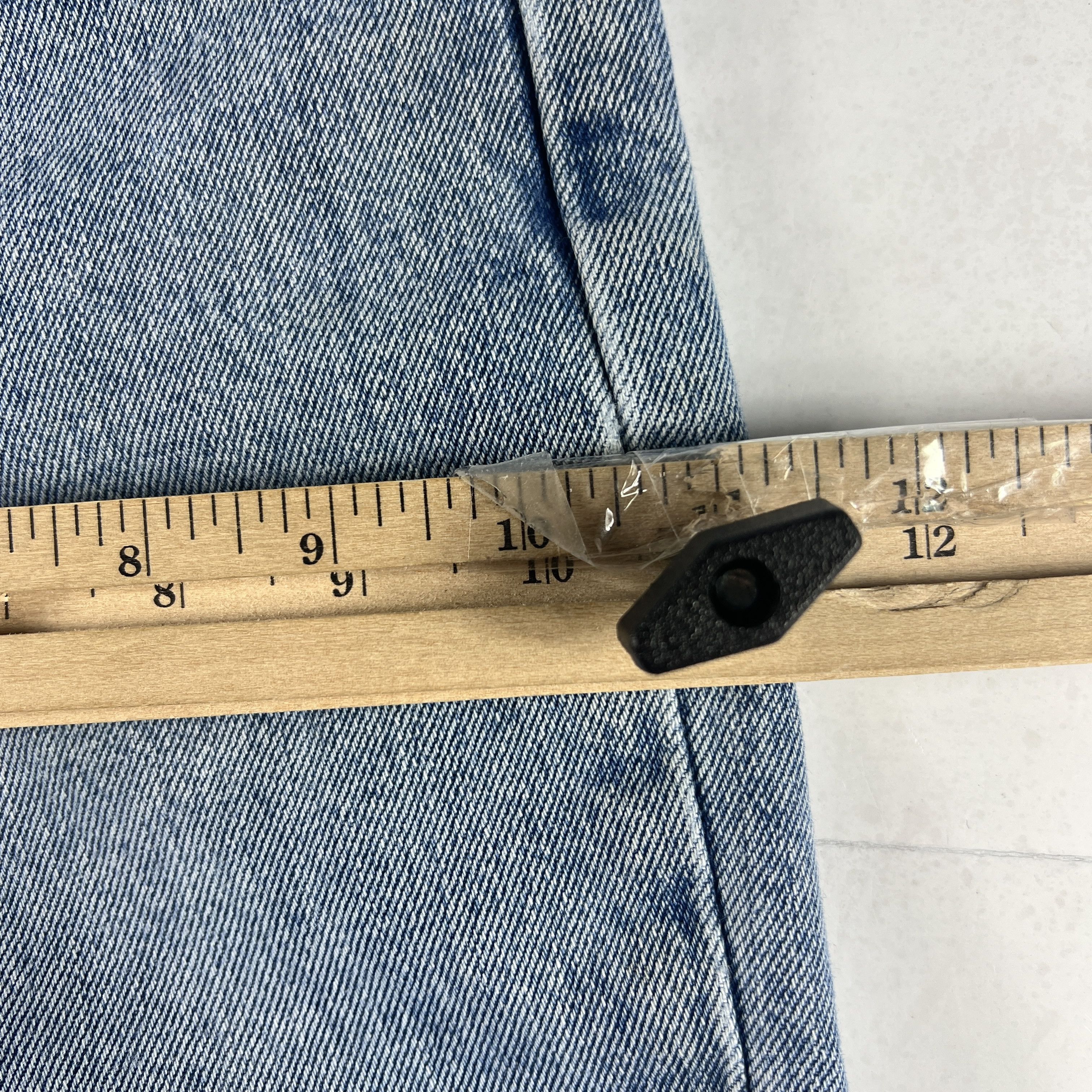 Levi's Levi's Jean Shorts 550 Faded Bermuda Cut Off Denim Jorts Size US 32 / EU 48 - 20 Thumbnail
