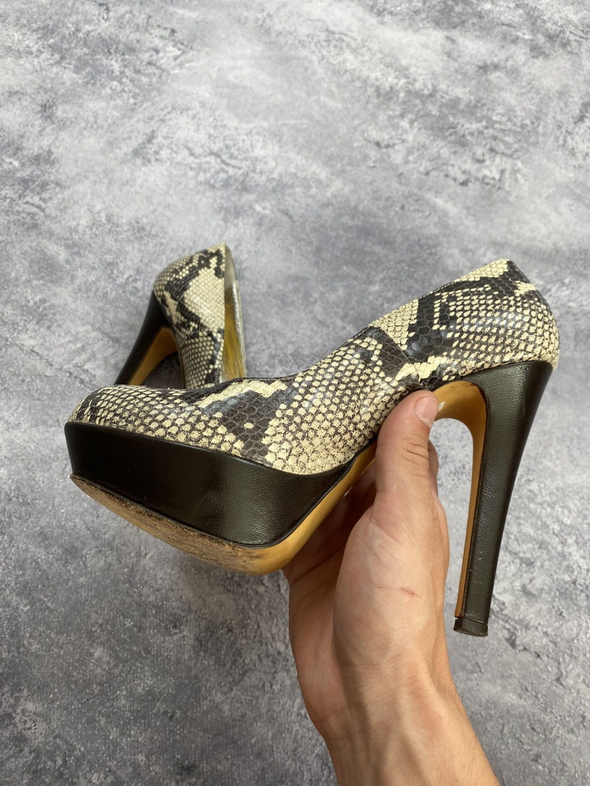 Just Cavalli Vintage Just Cavalli Heels Snake Print Shoes Made in Italy Size US 8 / IT 38 - 8 Thumbnail