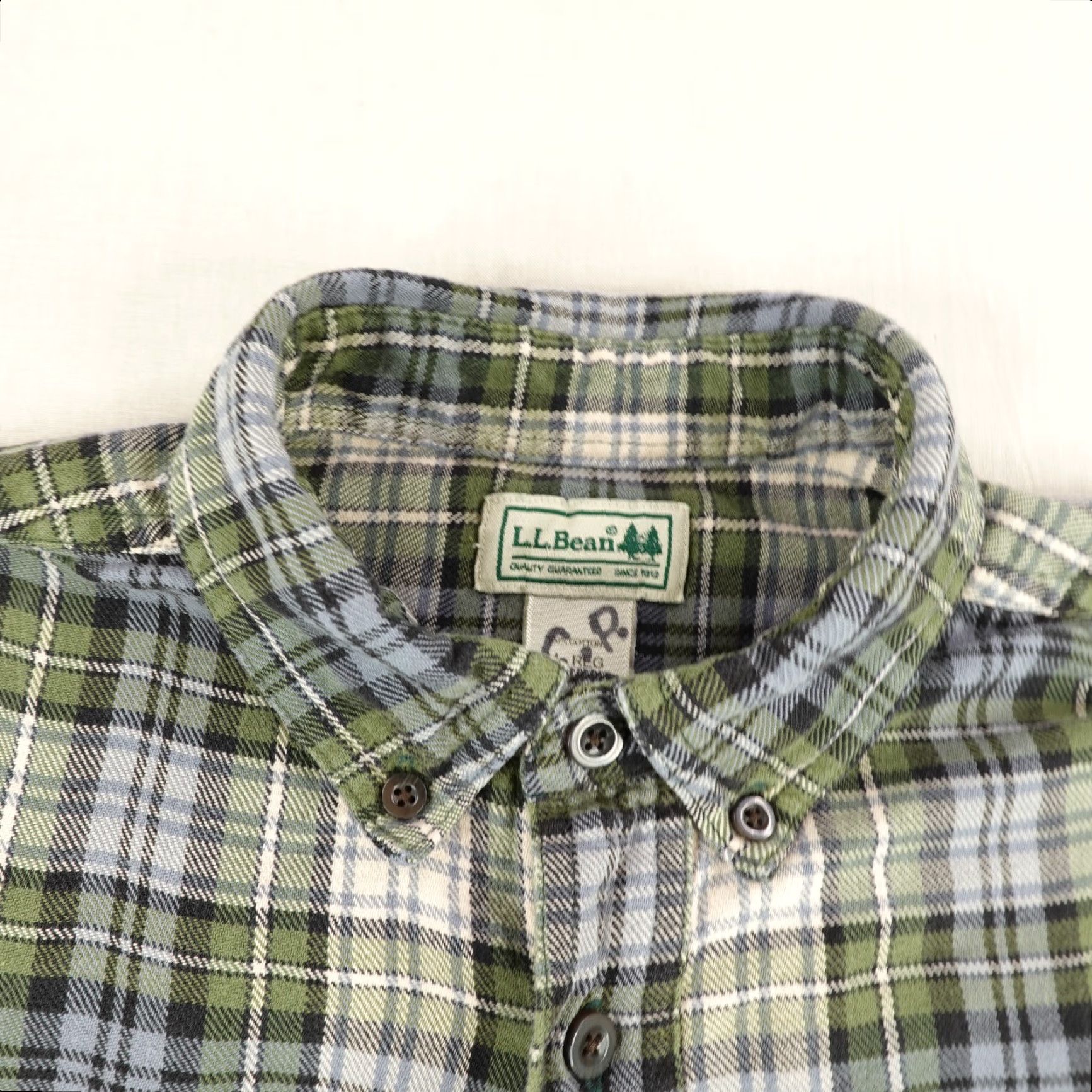 Vintage VINTAGE LL Bean Shirt Mens Medium Plaid Flannel Button-Up Outdoor Workwear 90s Mens Size US M / EU 48-50 / 2 - 2 Thumbnail