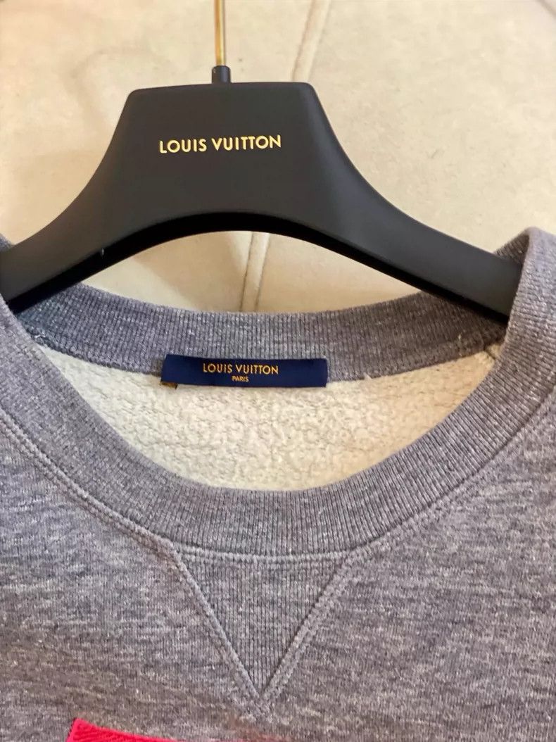 Louis Vuitton louis vuitton Pink inverted letter logo crewneck sweatshir Size US XL / EU 56 / 4 - 3 Thumbnail