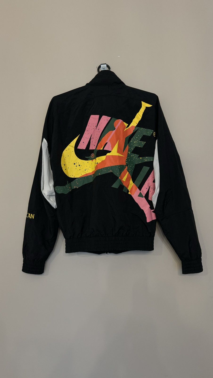 Jordan Brand × Nike Jordan windbreaker jacket rare size S Size US S / EU 44-46 / 1 - 1 Thumbnail