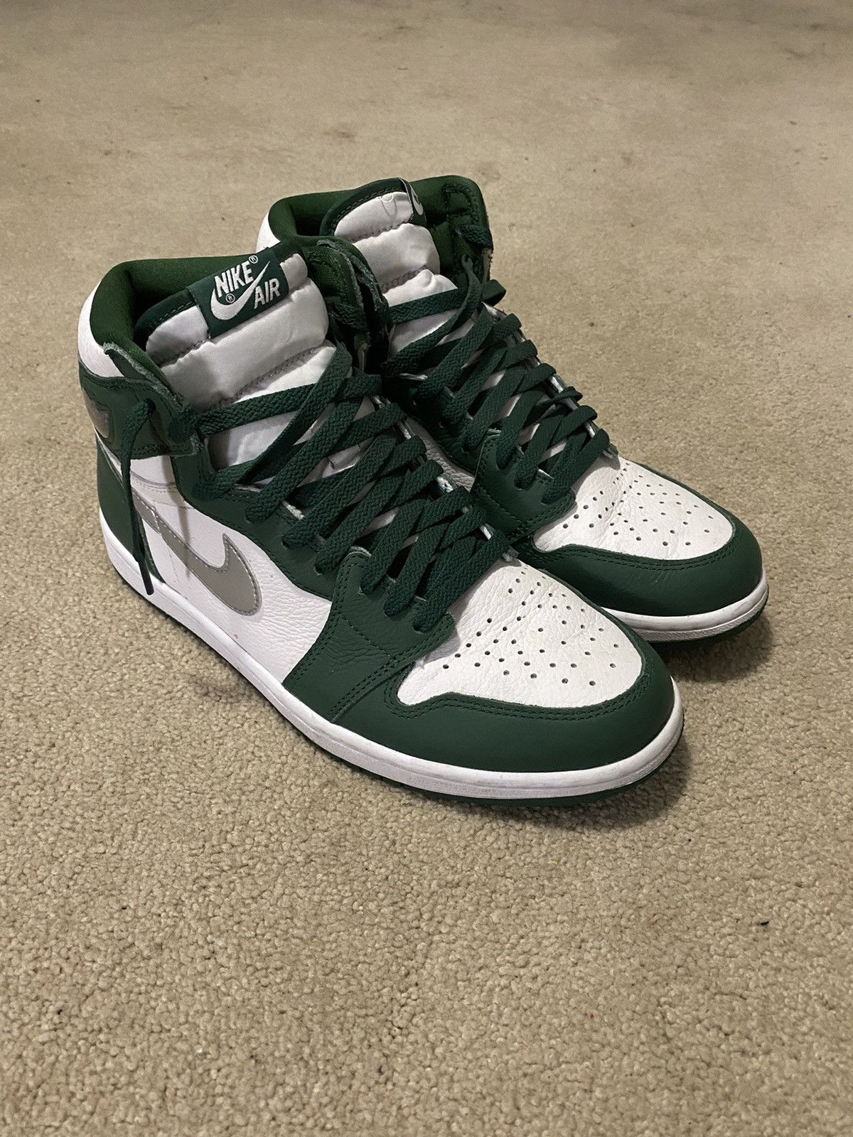 Jordan Brand × Nike Air Jordan 1 Retro High OG Gorge Green Size US 10.5 / EU 43-44 - 4 Thumbnail