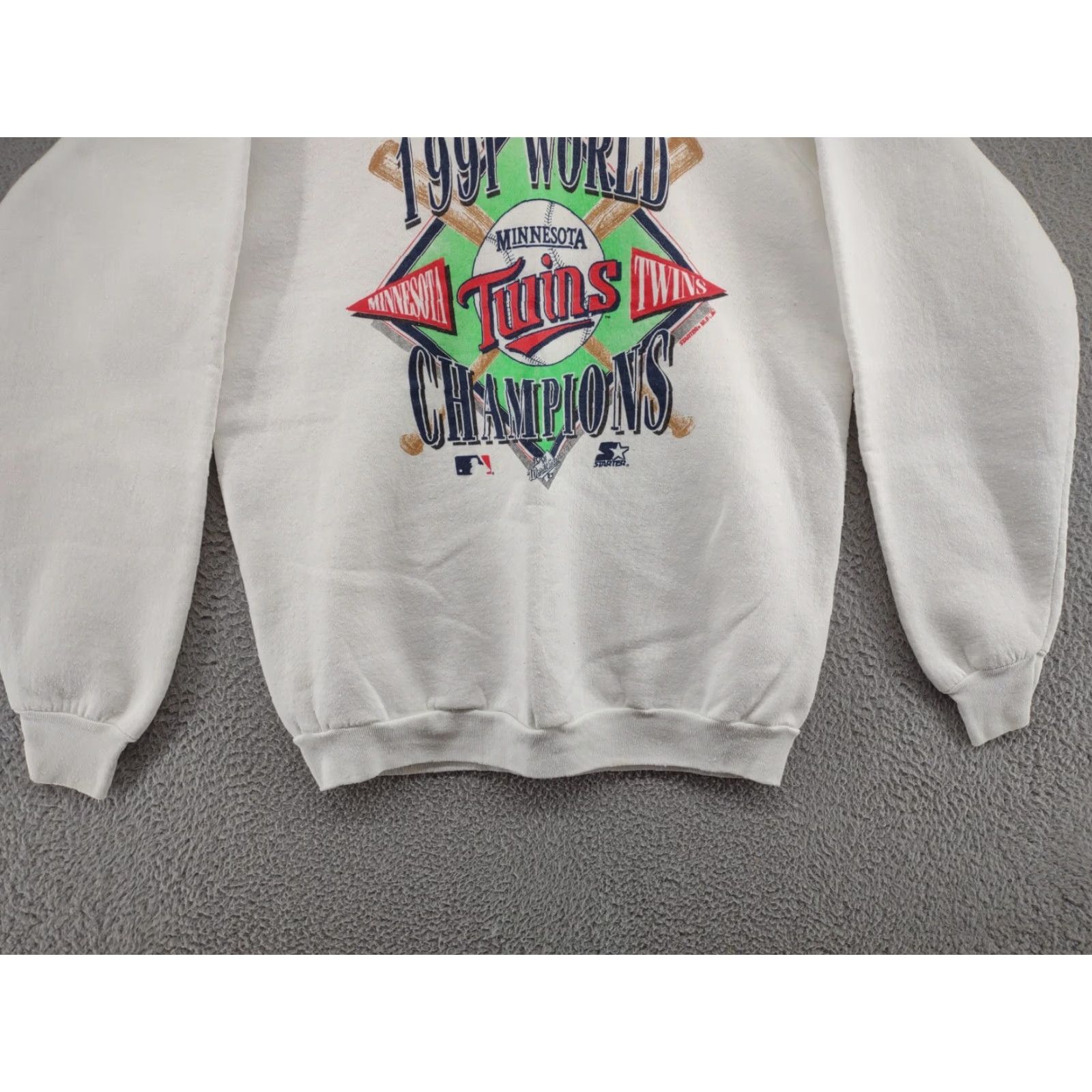 Fruit Of The Loom VINTAGE 1991 Minnesota Twins World Series Champions Starter Sweatshirt SZ XL MLB Size US XL / EU 56 / 4 - 4 Thumbnail