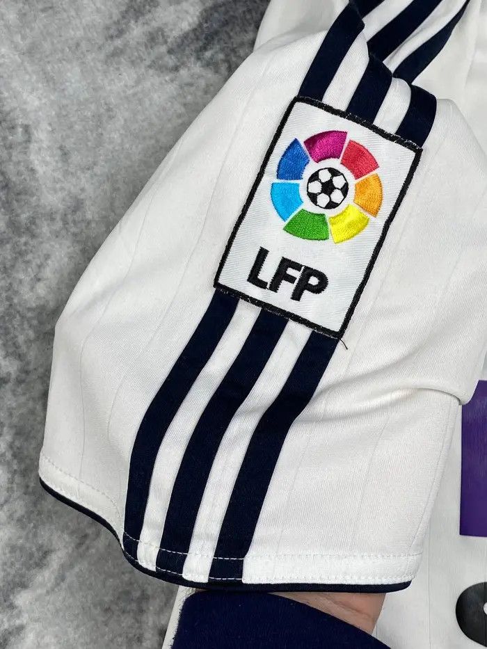Adidas Vintage Real Madrid 2006 2007 Beckham #23 Home Shirt Jersey Size US S / EU 44-46 / 1 - 15 Thumbnail