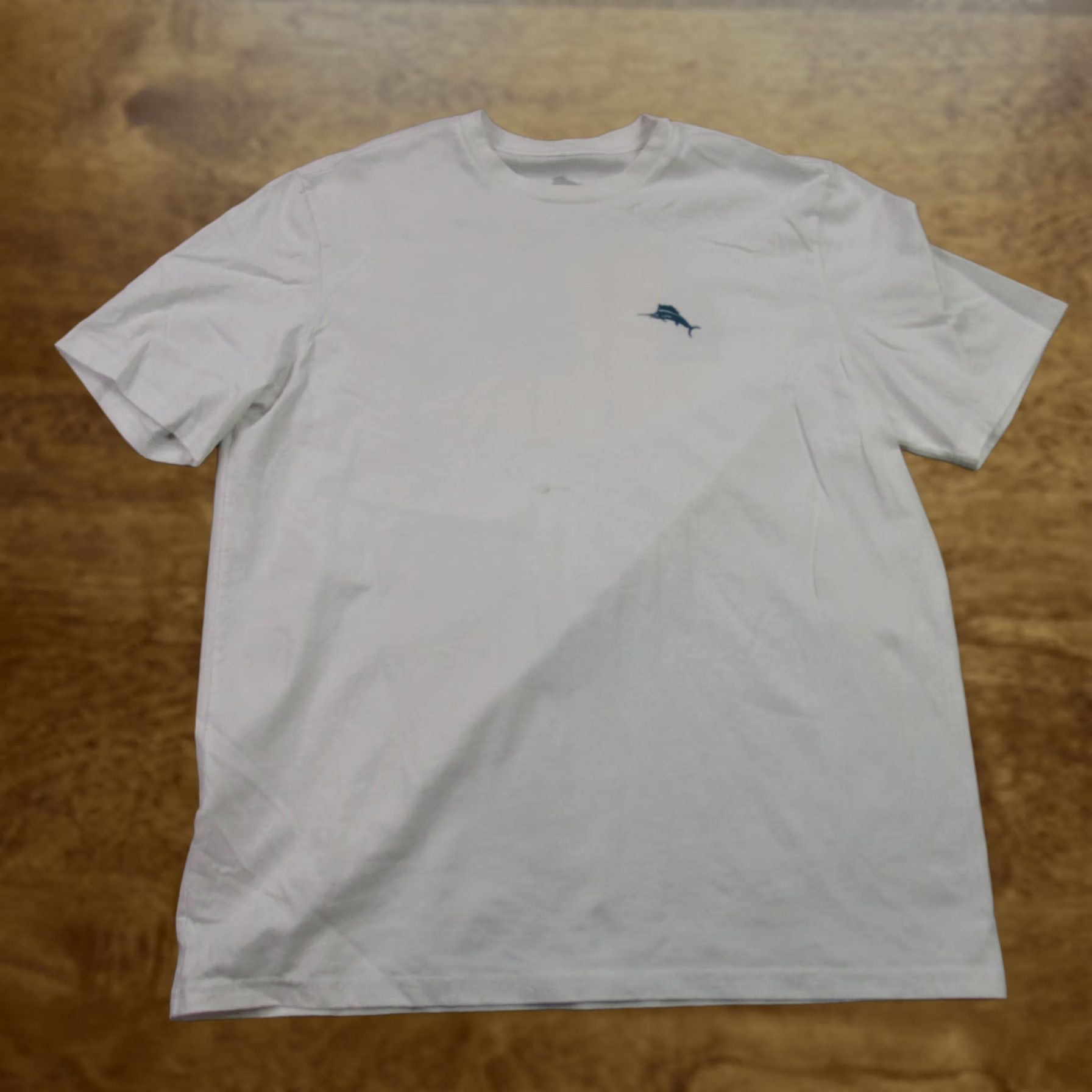 Tommy Bahama Tommy Bahama Shirt Mens Large Short Sleeve Crew Neck Outdoors Lightweight White Size US L / EU 52-54 / 3 - 1 Thumbnail