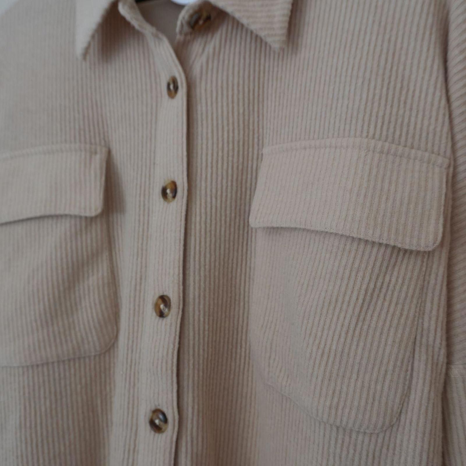 The North Face Theo Spence Shirt Women's XS Cream Button Down Front Pocket Size XS / US 0-2 / IT 36-38 - 2 Thumbnail