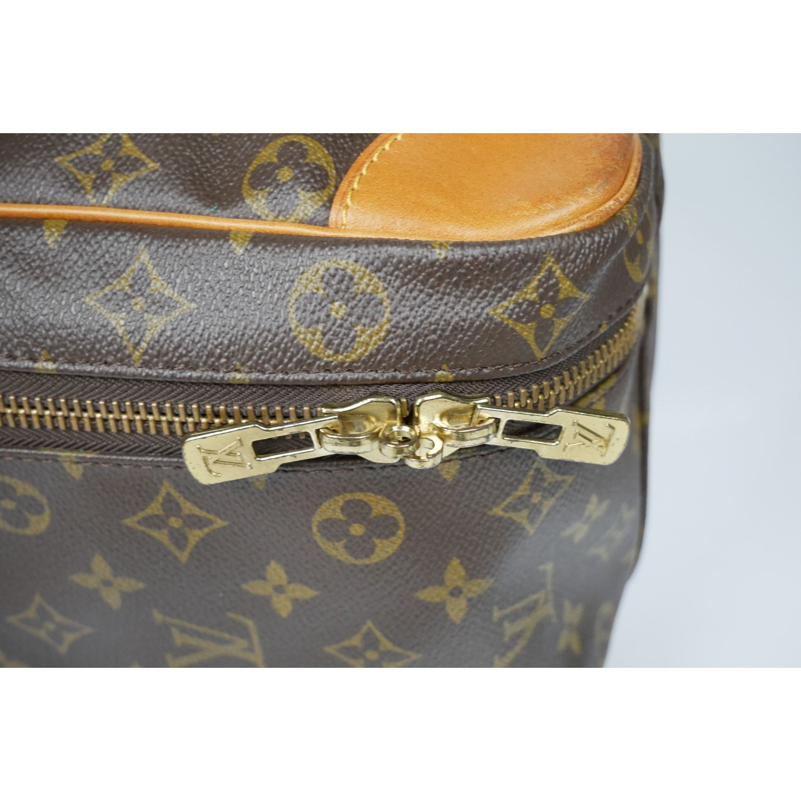 Louis Vuitton Louis Vuitton Monogram Canvas Sirius Soft Suitcase Size ONE SIZE - 12 Thumbnail