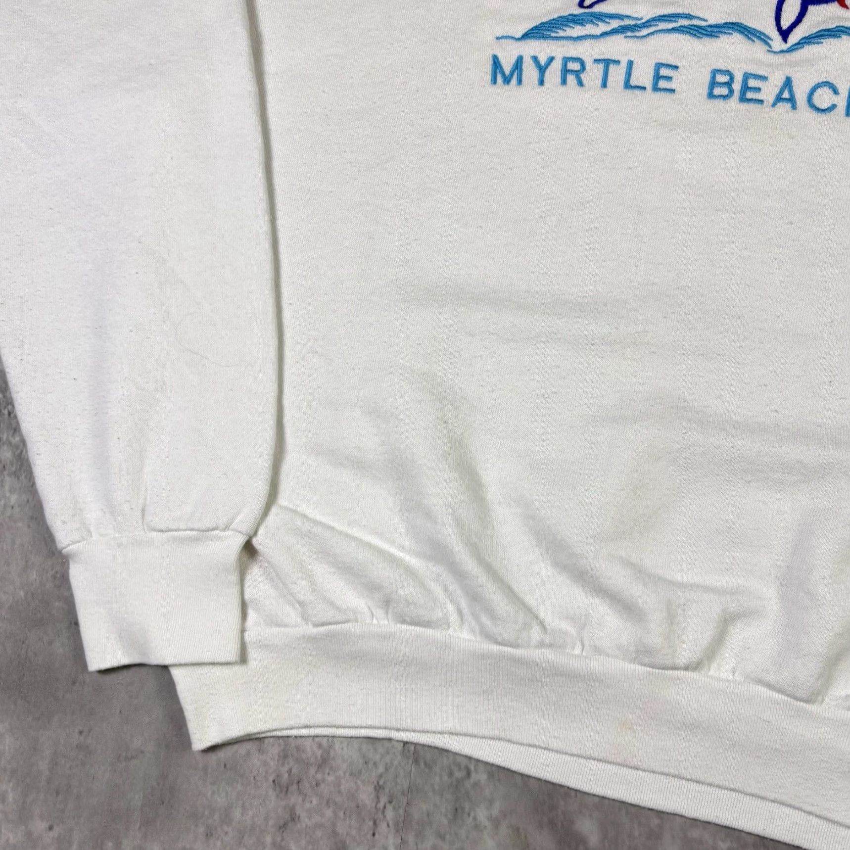 Fruit Of The Loom VINTAGE Fruit of the Loom Sweatshirt White XL 90s Embroidered Graphic Print Crewneck Pullover Men Size US XL / EU 56 / 4 - 6 Thumbnail