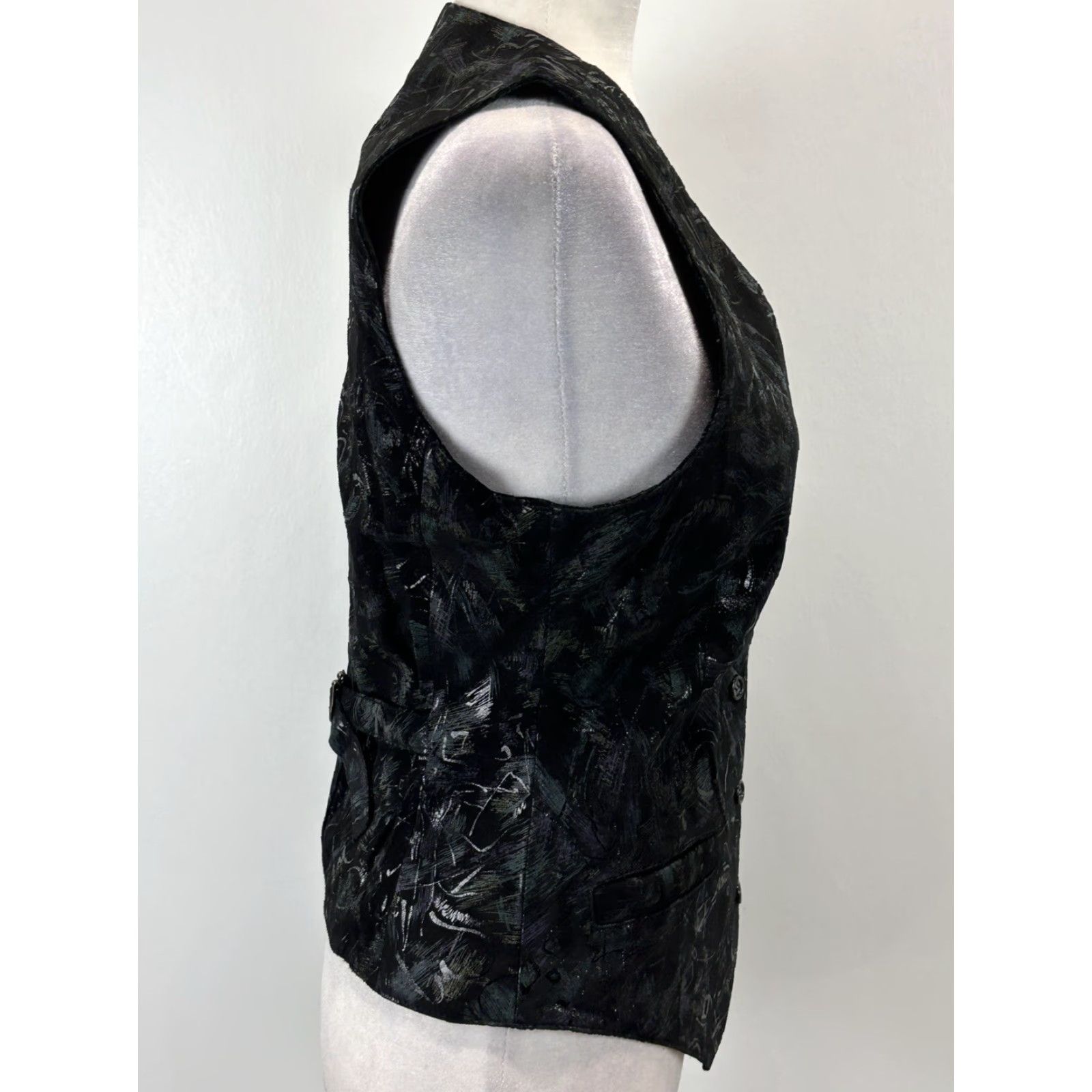 Vintage VINTAGE Overland Outfitters Leather Vest Womens S Black Embossed 90s EUC Size S / US 4 / IT 40 - 4 Thumbnail