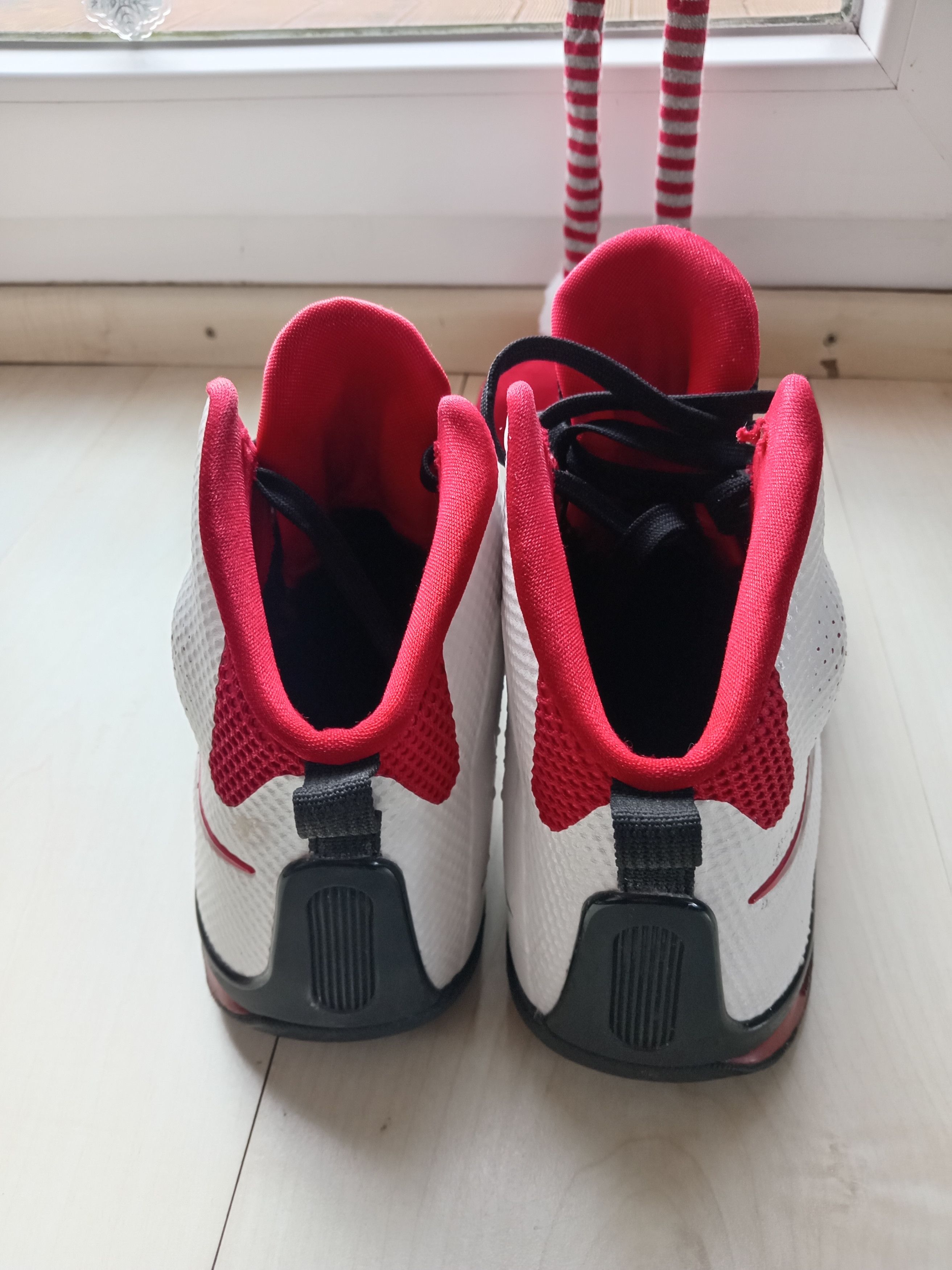 Nike Hyperfuse Nike Zoom BB 1.5 472249-101 Size US 10 / EU 43 - 4 Thumbnail