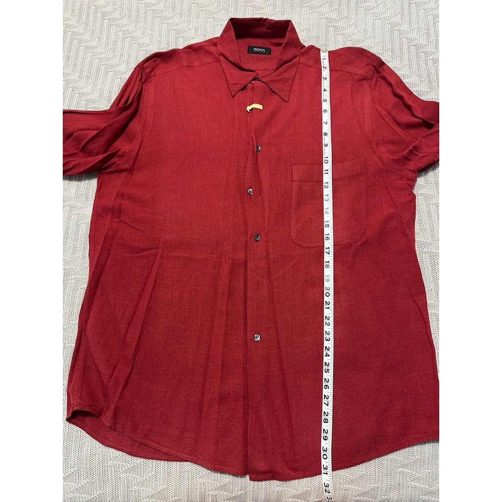 Hugo Boss Hugo Boss red button down size L Size US L / EU 52-54 / 3 - 7 Thumbnail
