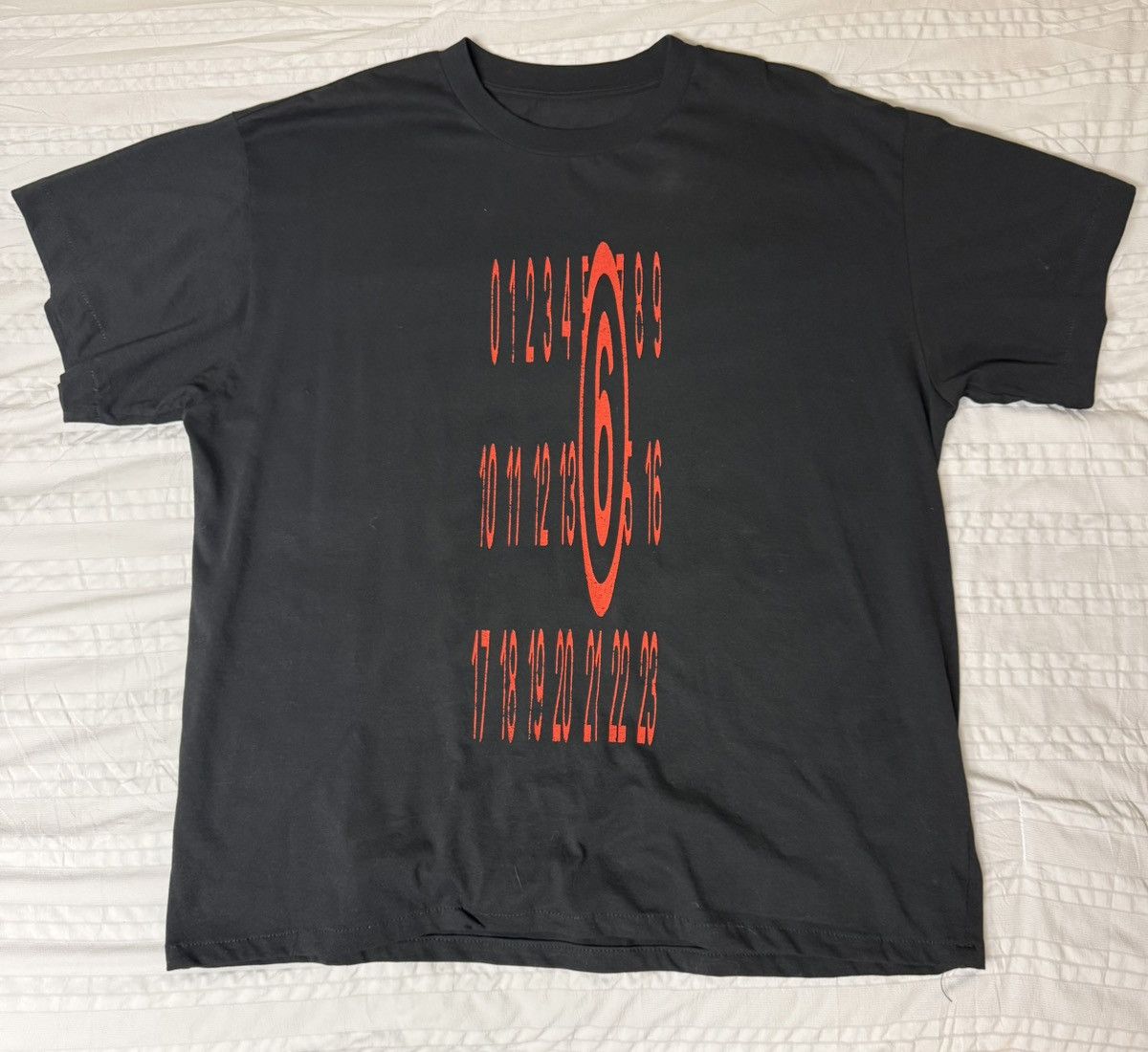 Maison Margiela Mm6 tshirt Size US L / EU 52-54 / 3 - 1 Thumbnail