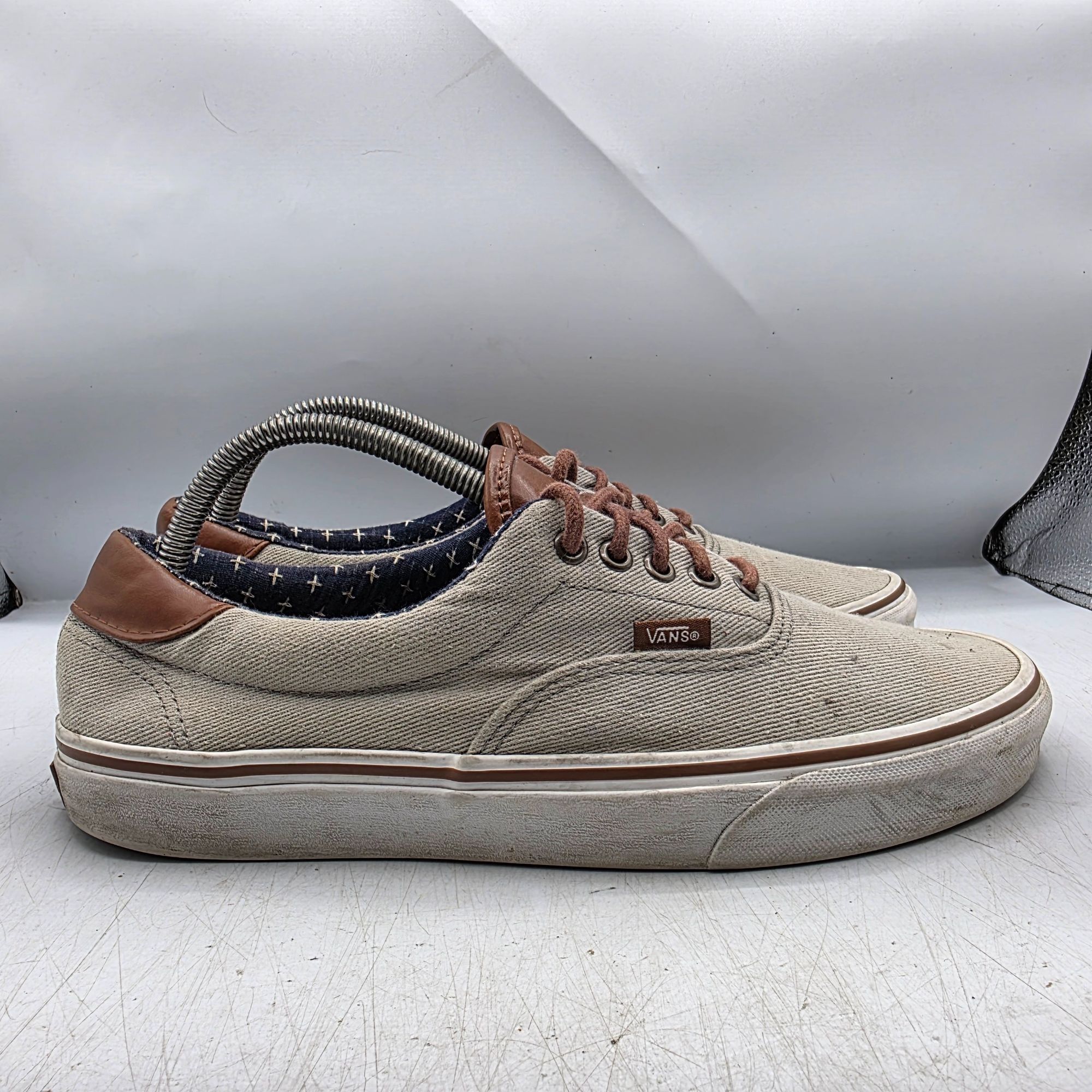 Vans Vans Old Skool Mens 10 Beige Sneaker Shoes Casual Walking Ou Size US 10 / EU 43 - 13 Thumbnail